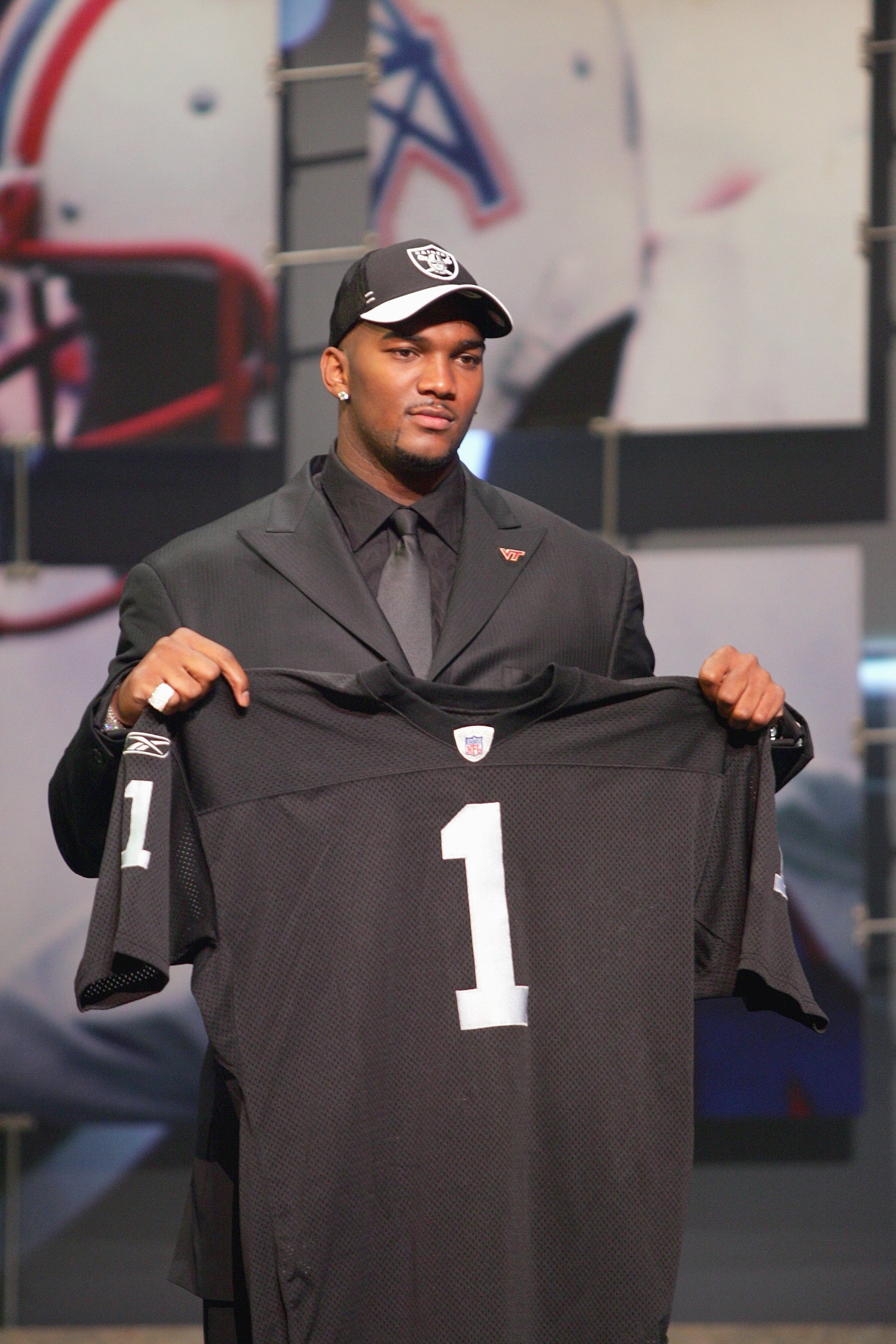NEW YORK - APRIL 28:  Quarterback JaMarcus Russell of LSU poses for a photo after being drafted by the Oakland Raiders during the 2007 NFL Draft on April 28, 2007 at Radio City Music Hall in New York, New York. (Photo by Chris McGrath/Getty Images)