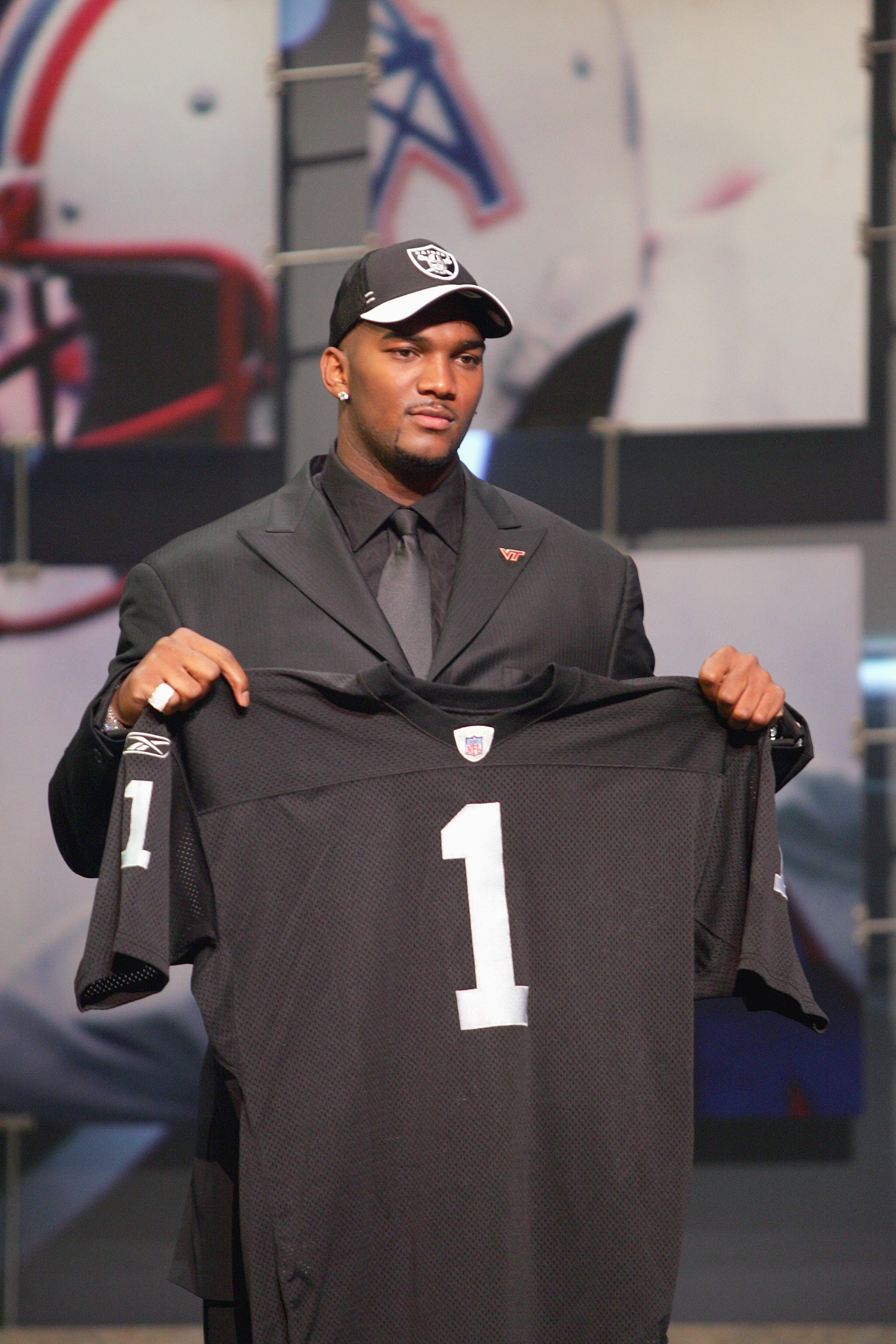NEW YORK - APRIL 28:  Quarterback JaMarcus Russell of LSU poses for a photo after being drafted by the Oakland Raiders during the 2007 NFL Draft on April 28, 2007 at Radio City Music Hall in New York, New York. (Photo by Chris McGrath/Getty Images)