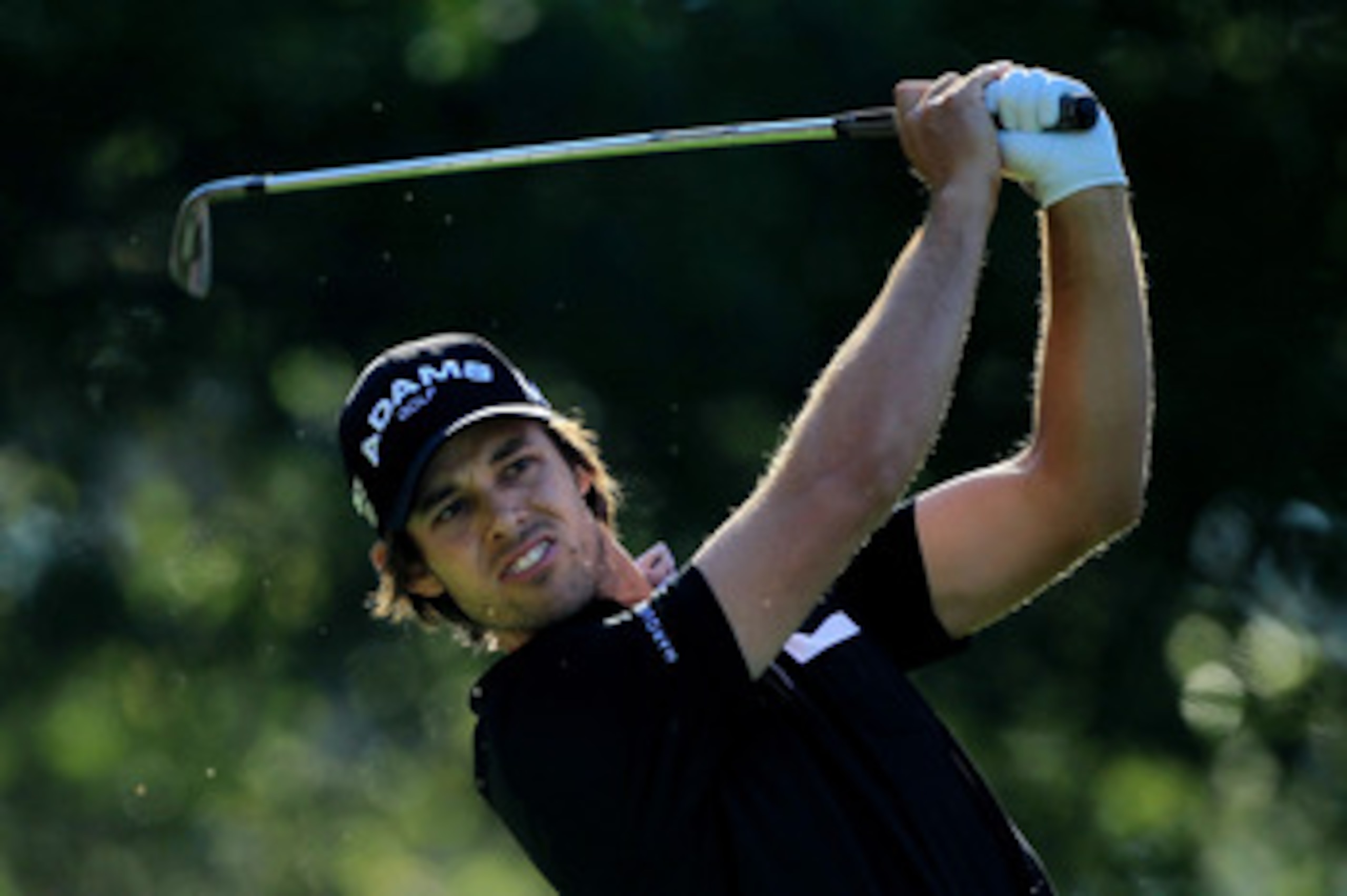 AUGUSTA, GA - APRIL 07:  Aaron Baddeley of Australia hits his tee shot on the fourth hole during the first round of the 2011 Masters Tournament at Augusta National Golf Club on April 7, 2011 in Augusta, Georgia.  (Photo by David Cannon/Getty Images)