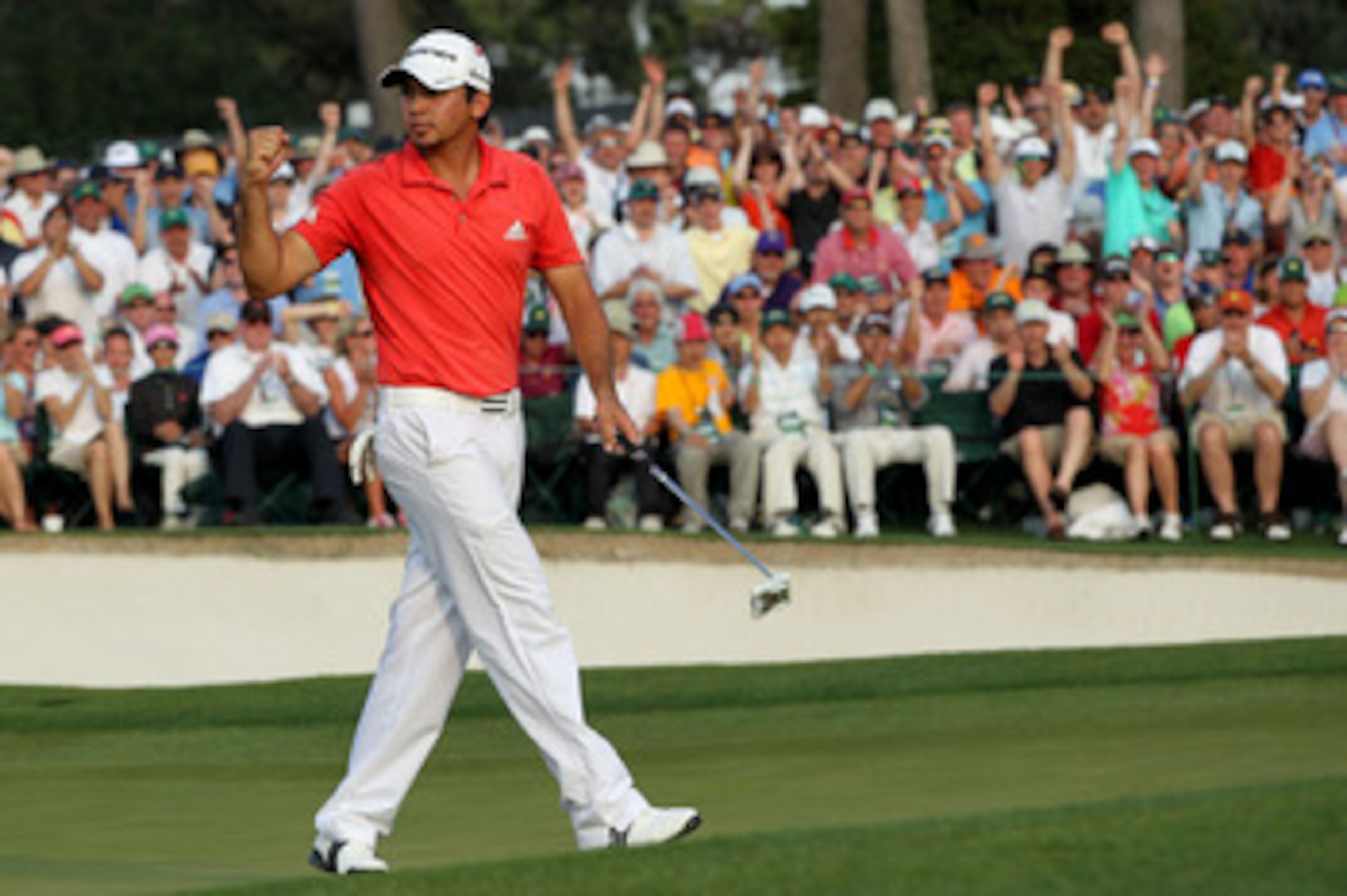 AUGUSTA, GA - APRIL 10:  Jason Day of Australia waves after hitting his final putt on the 18th hole during the final round of the 2011 Masters Tournament at Augusta National Golf Club on April 10, 2011 in Augusta, Georgia.  (Photo by Jamie Squire/Getty Im
