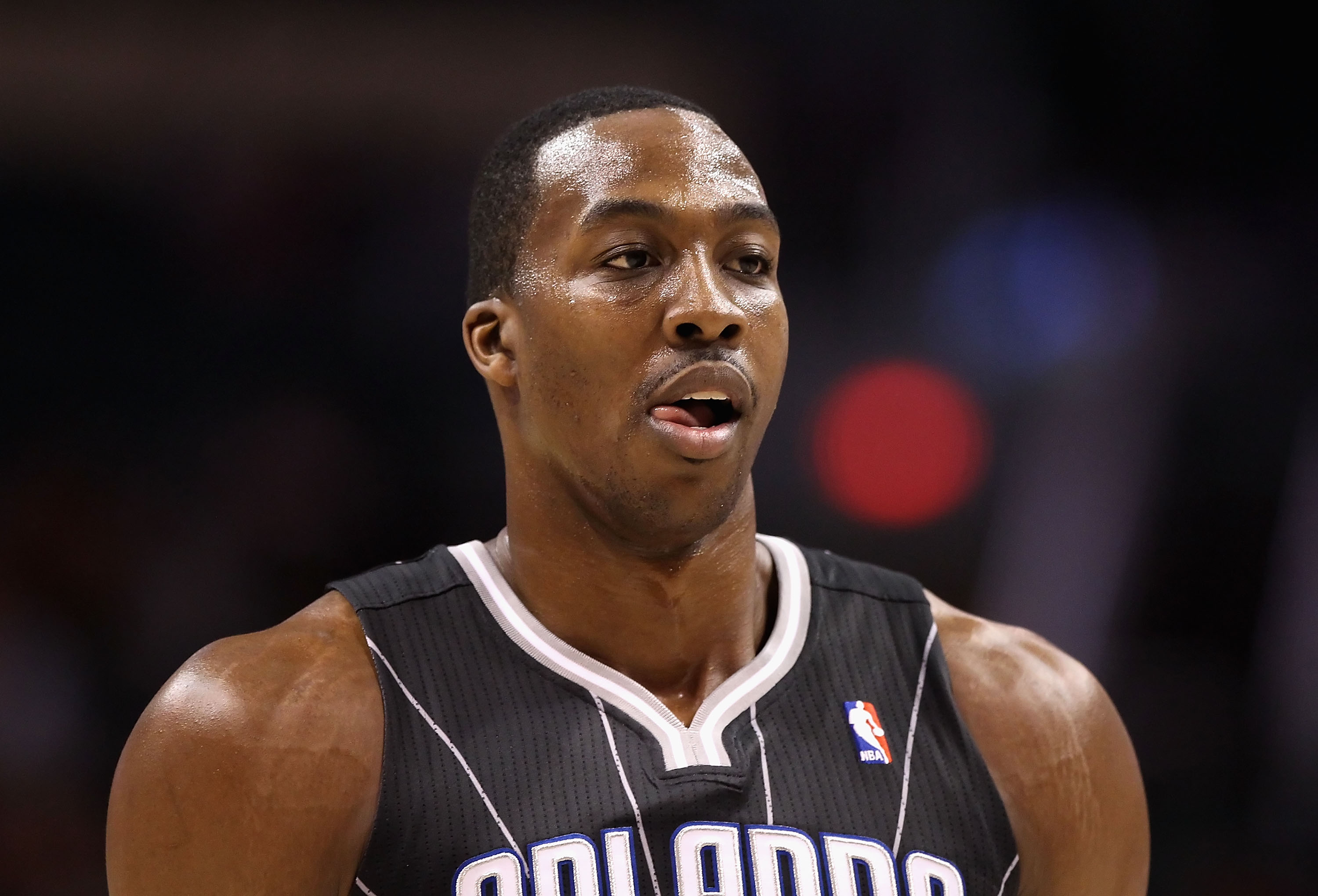 Los Angeles Lakers: Dwight Howard is fitting in nicely