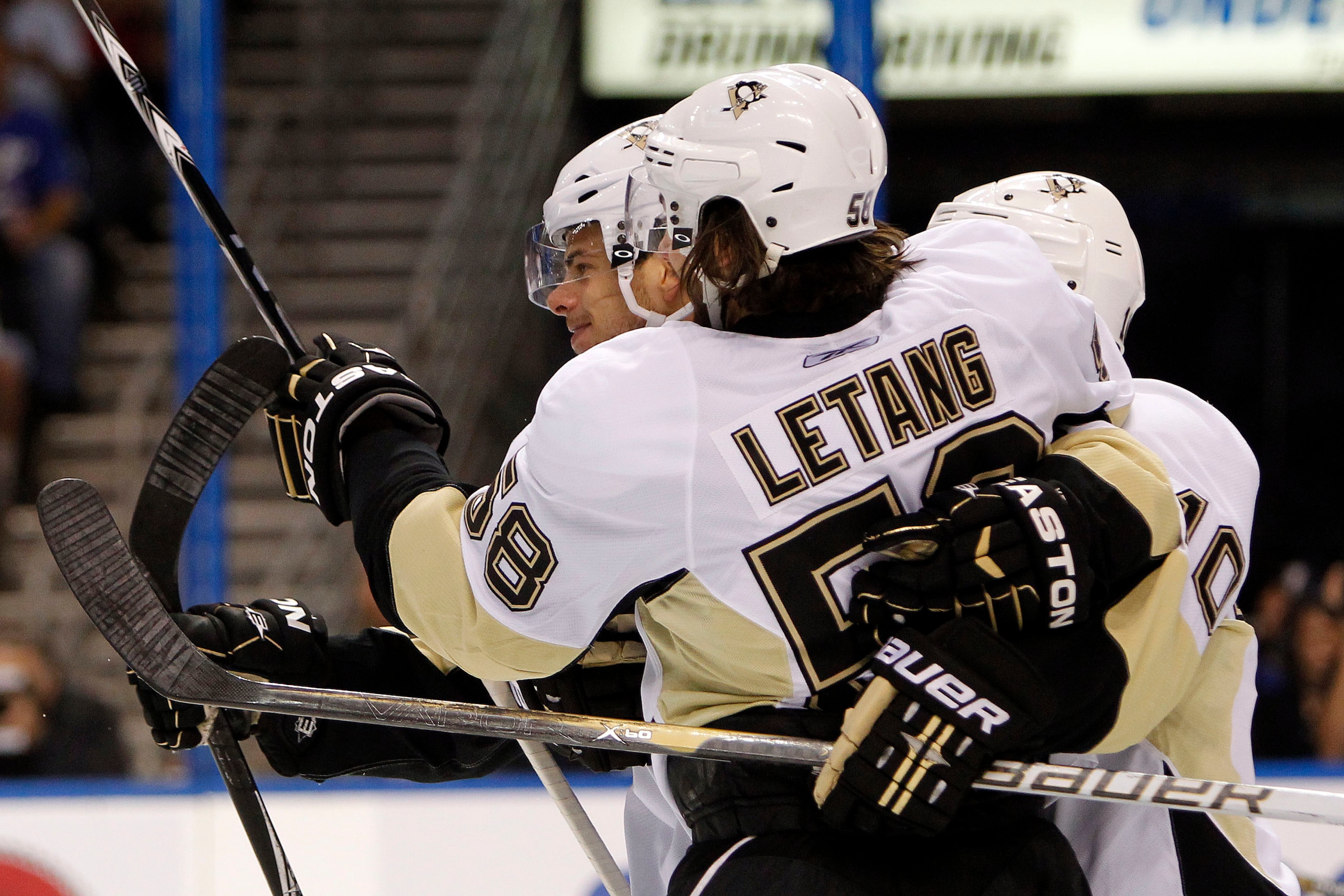 TAMPA, FL - APRIL 20: Tyler Kennedy #48 of the Pittsburgh Penguins celebrates a goal with teammates against the Tampa Bay Lightning in Game Four of the Eastern Conference Quarterfinals during the 2011 NHL Stanley Cup Playoffs at the St. Pete Times Forum o TAMPA, FL - APRIL 20: Tyler Kennedy #48 of the Pittsburgh Penguins celebrates a goal with teammates against the Tampa Bay Lightning in Game Four of the Eastern Conference Quarterfinals during the 2011 NHL Stanley Cup Playoffs at the St. Pete Times Forum o