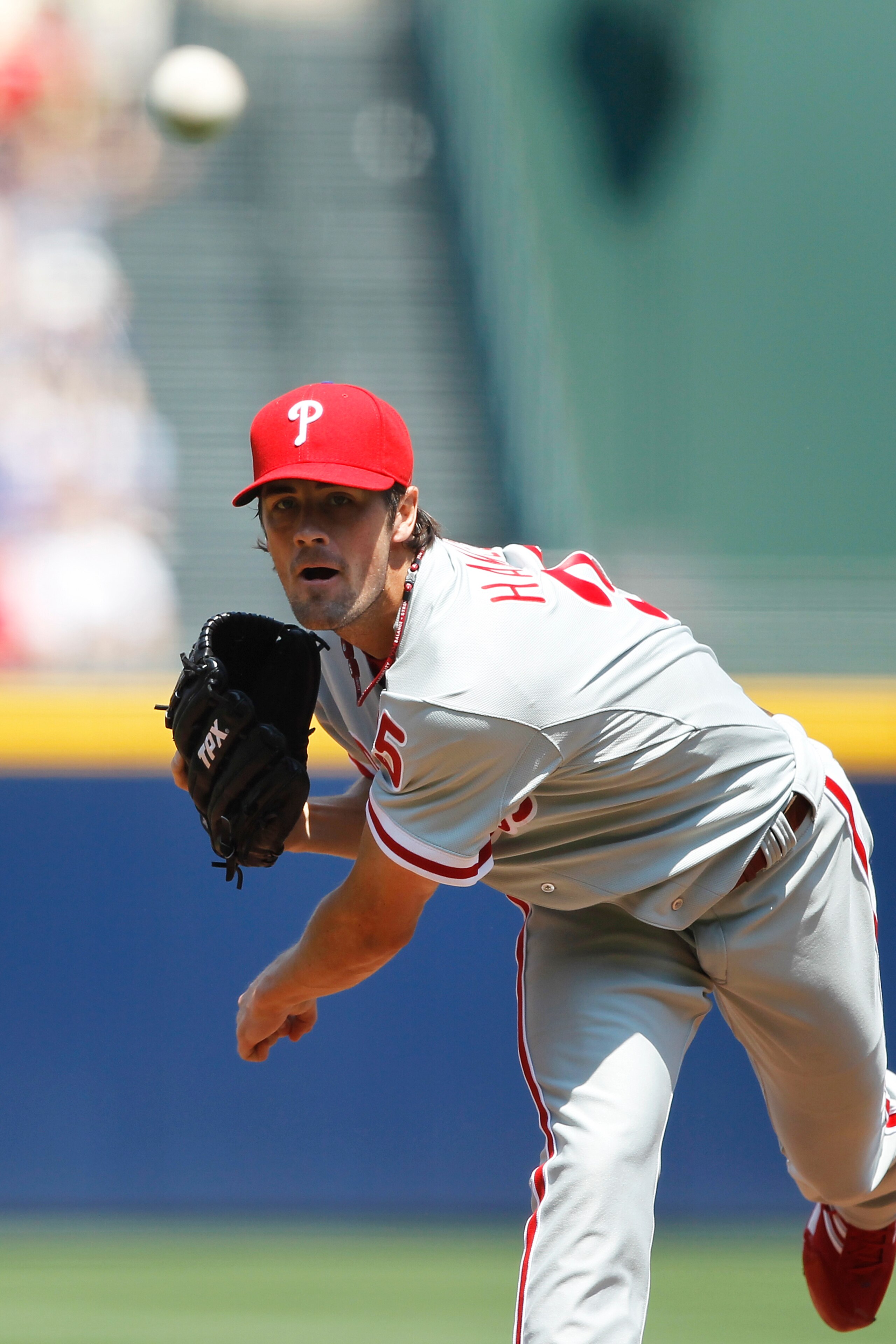 ATLANTA, GA - APRIL 10: Cole Hamels #35 of the Philadelphia Phillies pitches against the Atlanta Braves at Turner Field on April 10, 2011 in Atlanta, Georgia. The Phillies won 3-0. (Photo by Joe Robbins/Getty Images)
