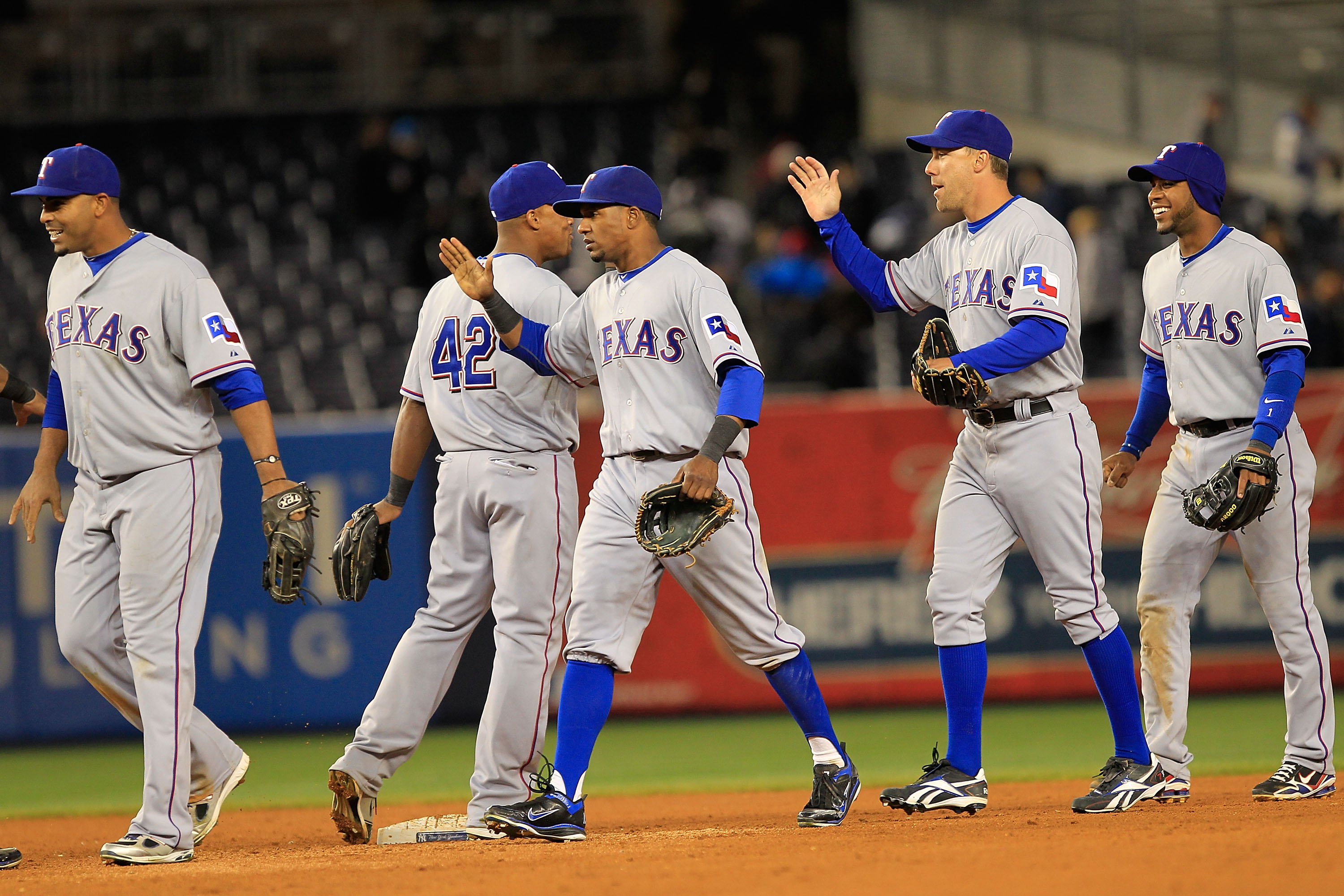 Texas Rangers on X: 6 in a row ✔️ 20 games over ✔️ Happy flight ✔️   / X