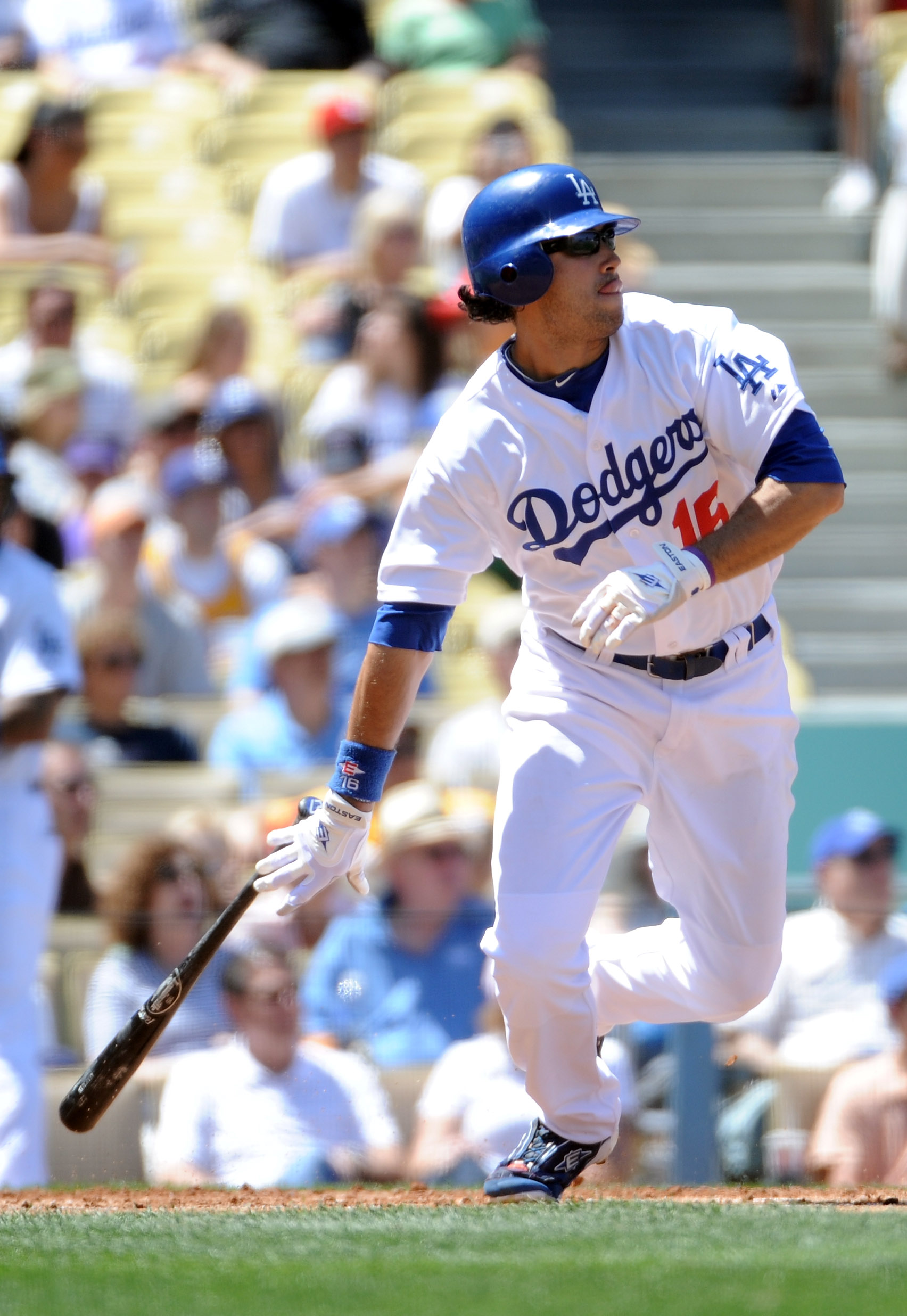 Dodgers: Andre Ethier Gives Fans a Glimpse of His Life in