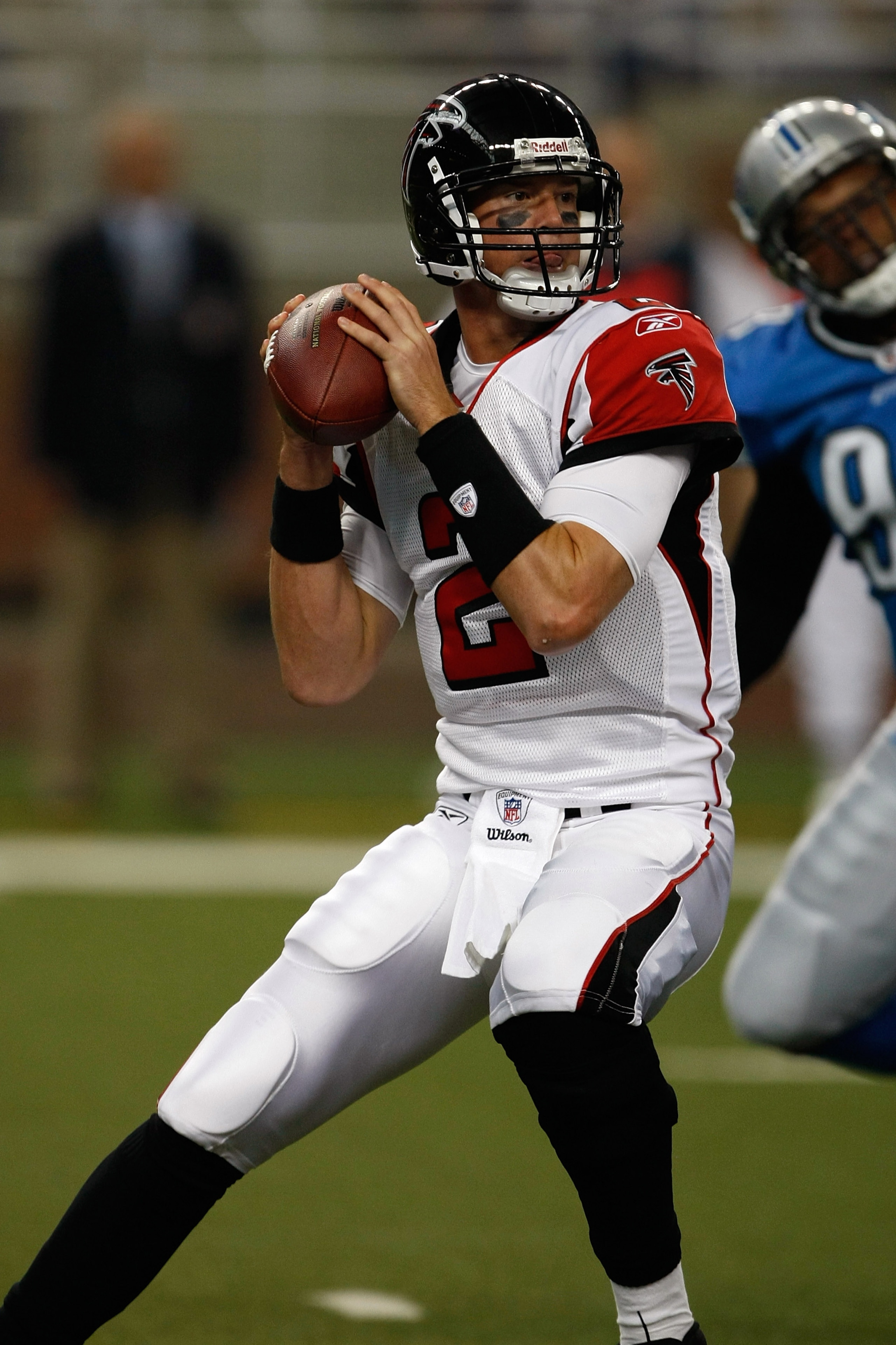 DETROIT, MI - AUGUST 15: Quarterback Matt Ryan #2 of the Atlanta Falcons drops back to pass the football against the Detroit Lions at Ford Field on August 15, 2009 in Detroit, Michigan. (Photo by Scott Boehm/Getty Images)