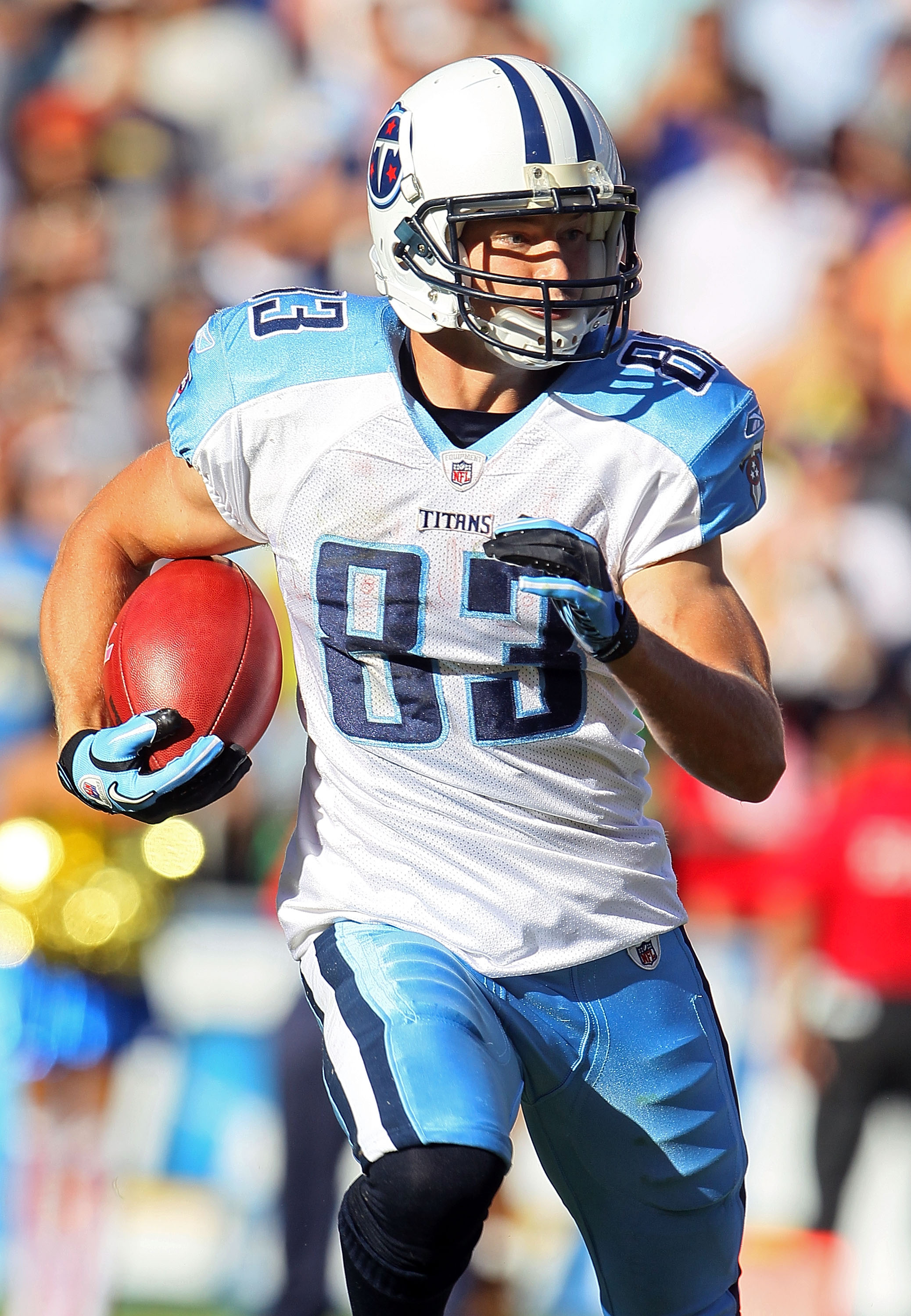 JACKSONVILLE, FL - JANUARY 07: Tennessee Titans guard Jordan Roos