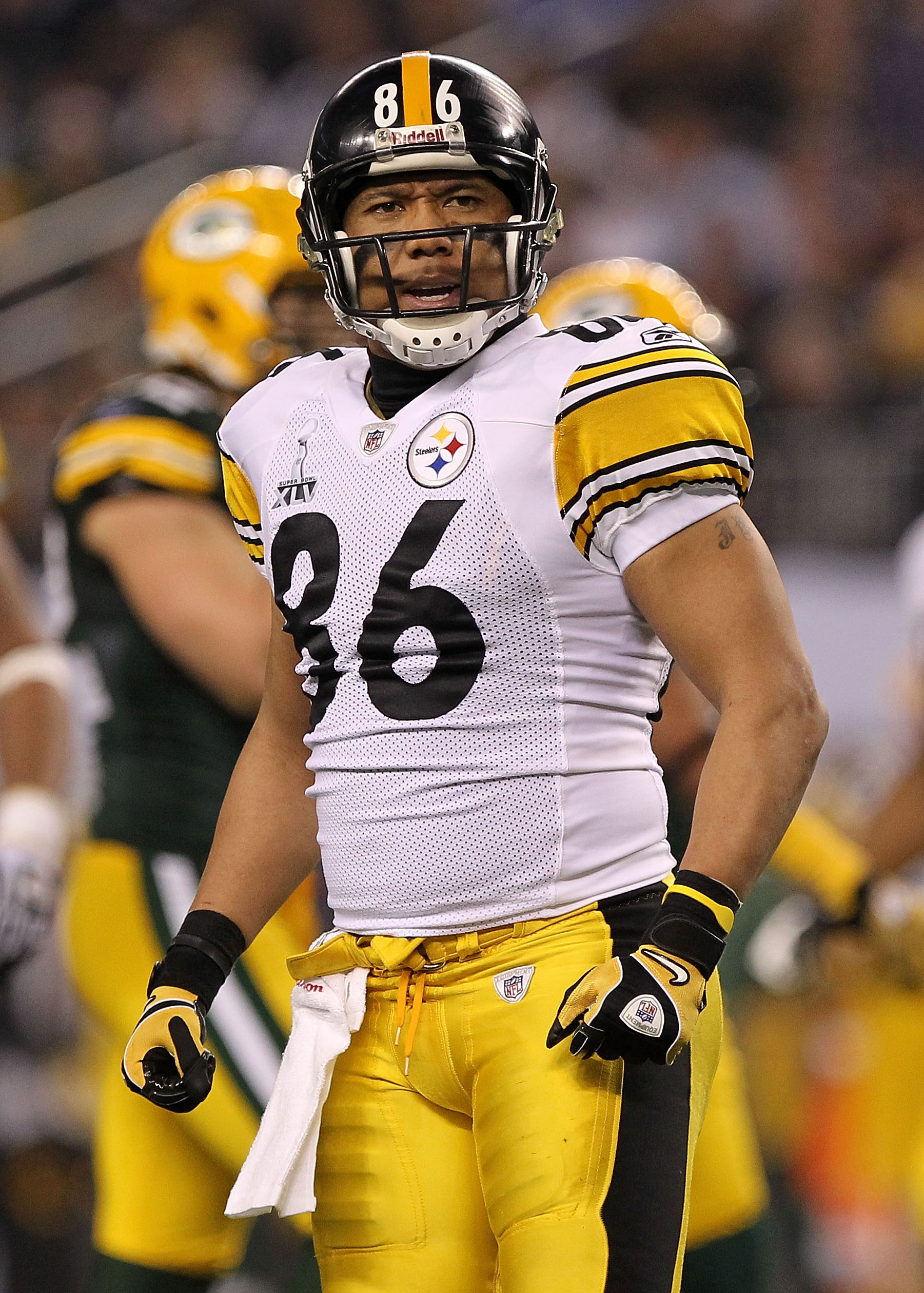 ARLINGTON, TX - FEBRUARY 06:  Hines Ward #86 of the Pittsburgh Steelers looks on while taking on the Green Bay Packers during Super Bowl XLV at Cowboys Stadium on February 6, 2011 in Arlington, Texas.  (Photo by Doug Pensinger/Getty Images)