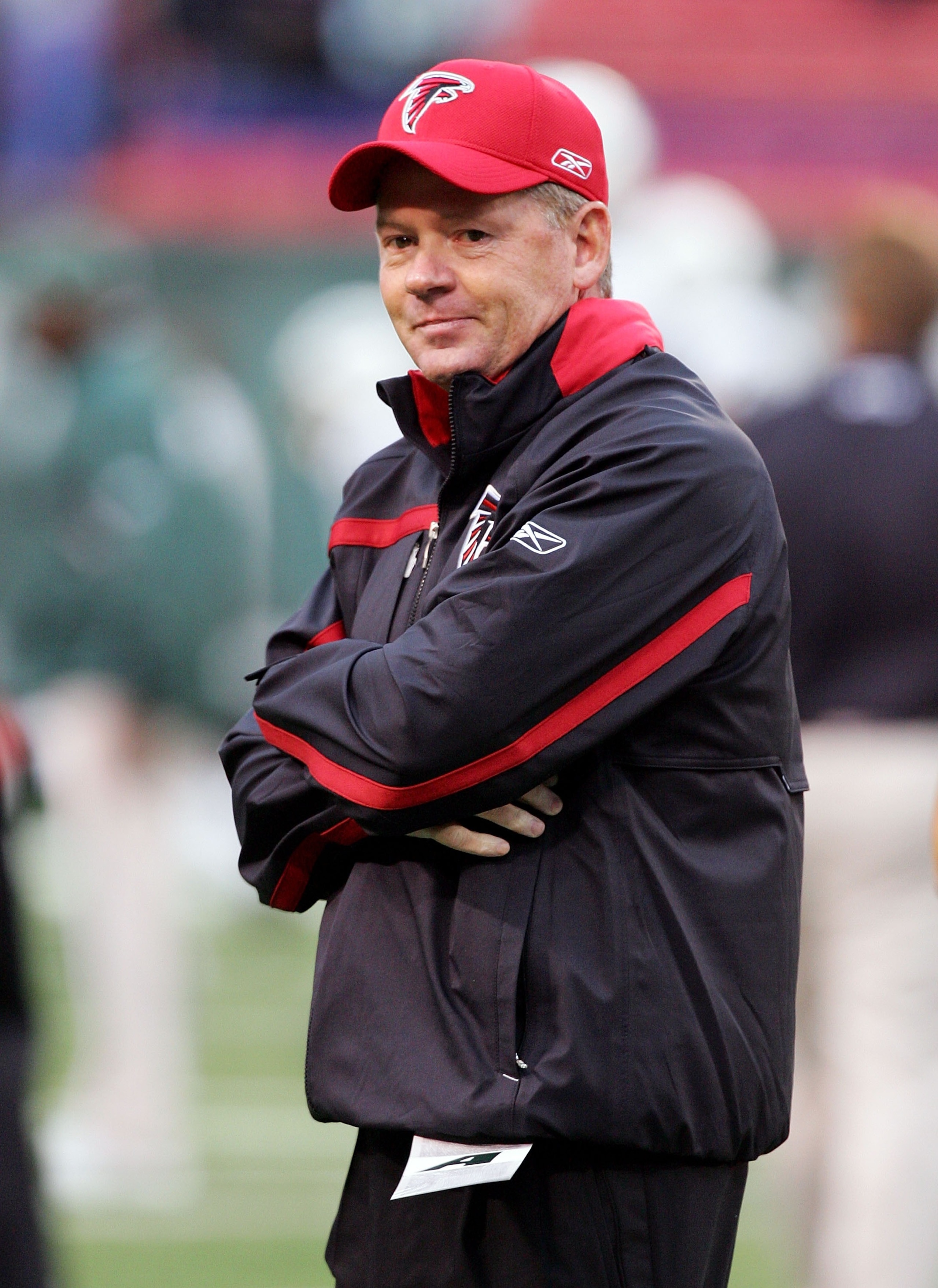 EAST RUTHERFORD, NJ - AUGUST 10:  Head coach Bobby Petrino of the Atlanta Falcons looks on before playing the New York Jets at Giants Stadium August 10 2007 in East Rutherford, New Jersey.  (Photo by Jim McIsaac/Getty Images)