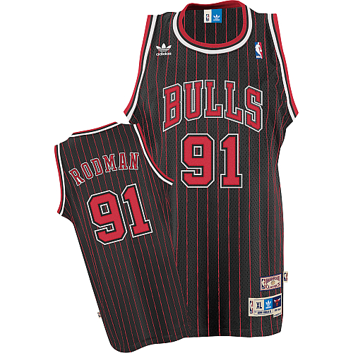 Michael Jordan in the black uniform with red pinstripes introduced in  1995-96. : r/chicagobulls
