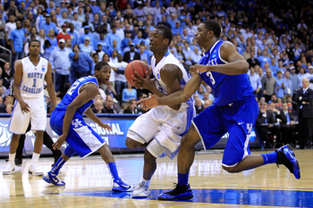 NEWARK, NJ - MARCH 27:  Harrison Barnes #40 of the North Carolina Tar Heels in action against Terrence Jones #3 of the Kentucky Wildcats during the east regional final of the 2011 NCAA men's basketball tournament at Prudential Center on March 27, 2011 in
