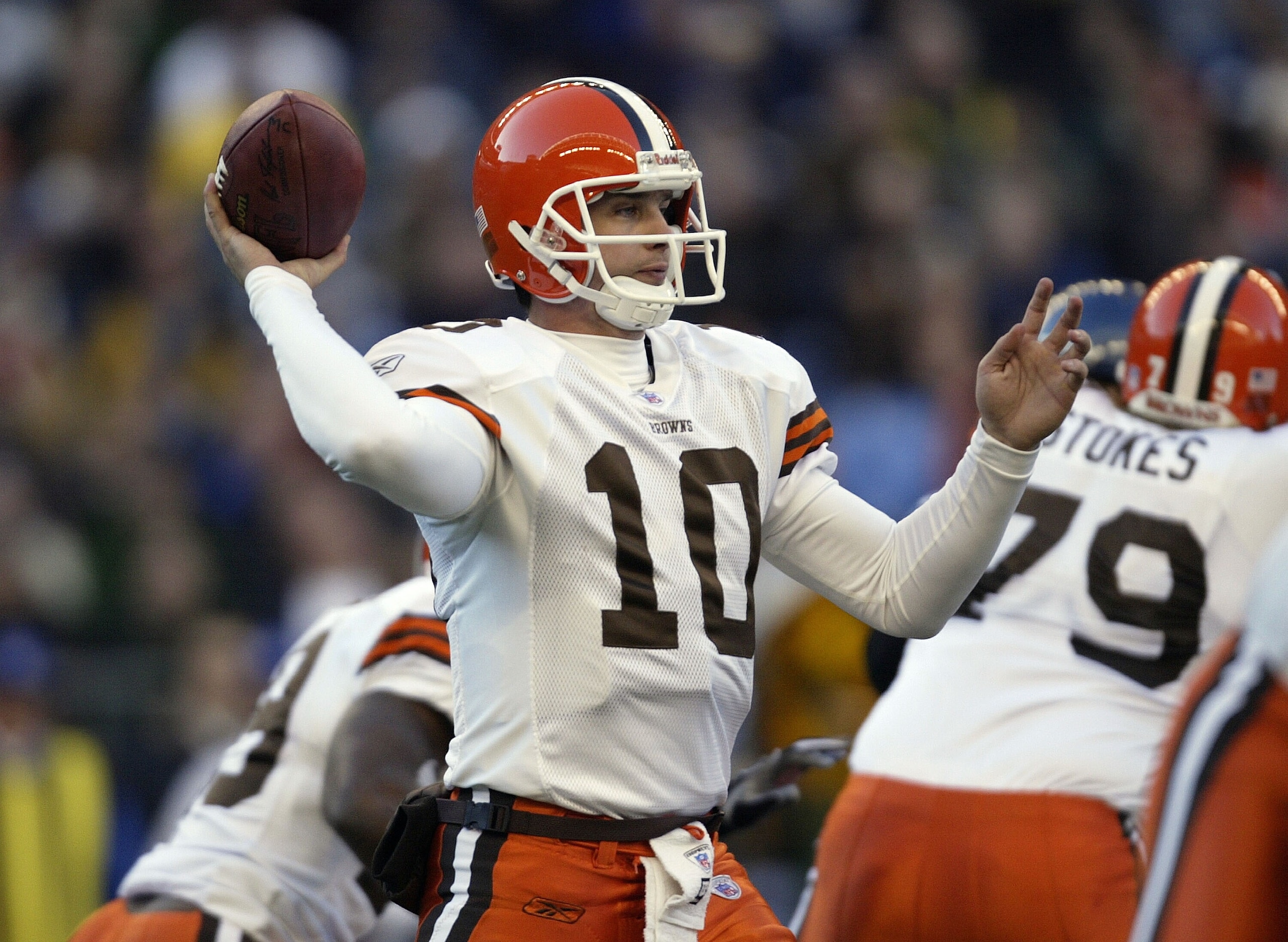 SEATTLE - NOVEMBER 30:  Quarterback Kelly Holcomb #10 of the Cleveland Browns passes against the Seattle Seahawks on November 30 2003 at Seahawks Stadium in Seattle, Washington.  (Photo by Otto Greule Jr/Getty Images)