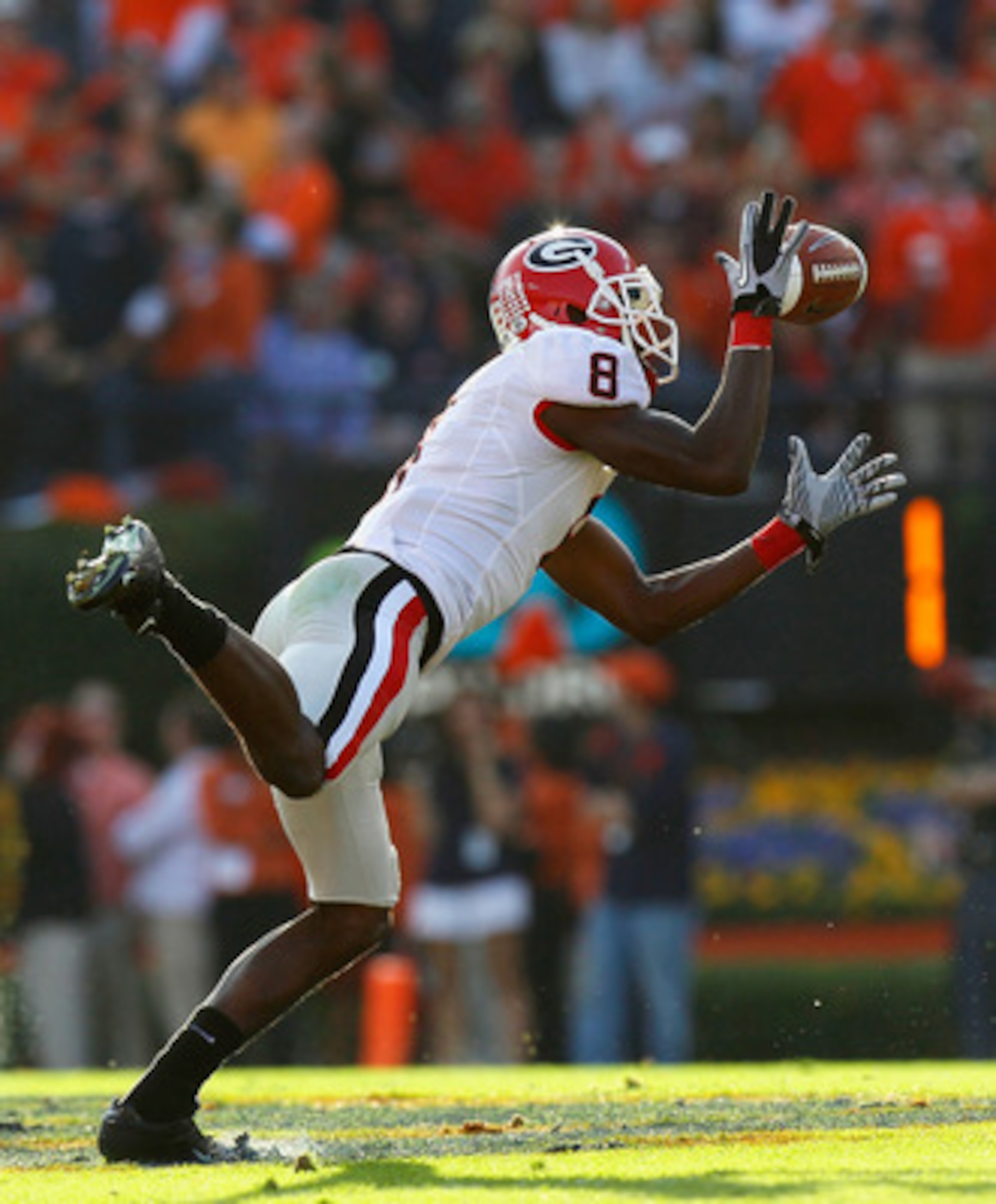 AUBURN, AL - NOVEMBER 13: A.J. Green #8 of the Georgia Bulldogs against the Auburn Tigers at Jordan-Hare Stadium on November 13, 2010 in Auburn, Alabama. (Photo by Kevin C. Cox/Getty Images) AUBURN, AL - NOVEMBER 13: A.J. Green #8 of the Georgia Bulldogs against the Auburn Tigers at Jordan-Hare Stadium on November 13, 2010 in Auburn, Alabama. (Photo by Kevin C. Cox/Getty Images)