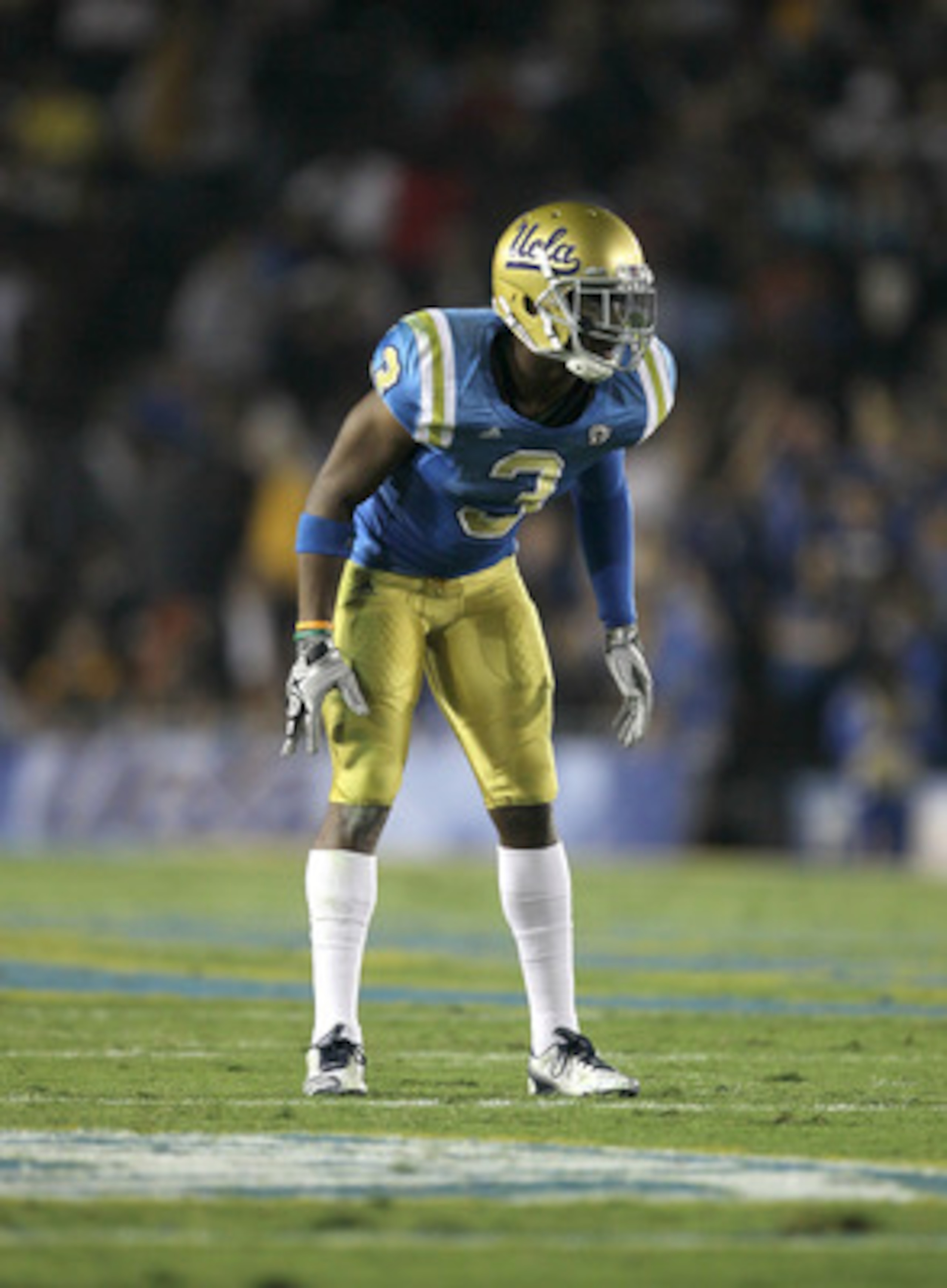 PASADENA, CA - SEPTEMBER 18: Safety Rahim Moore #3 of the UCLA Bruins in the game with the Houston Cougars at the Rose Bowl on September 18, 2010 in Pasadena, California. UCLA won 31-13. (Photo by Stephen Dunn/Getty Images) PASADENA, CA - SEPTEMBER 18: Safety Rahim Moore #3 of the UCLA Bruins in the game with the Houston Cougars at the Rose Bowl on September 18, 2010 in Pasadena, California. UCLA won 31-13. (Photo by Stephen Dunn/Getty Images)