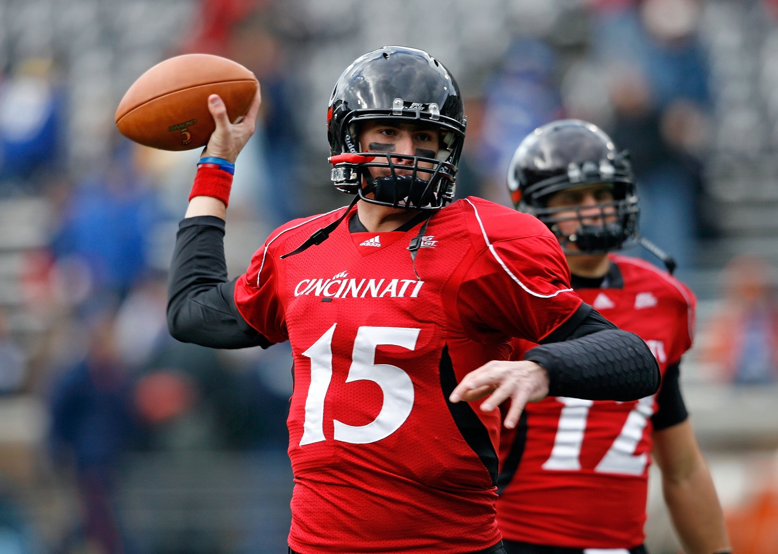 CINCINNATI - NOVEMBER 27:  Tony Pike #15 of the Cincinnati Bearcats is pictured before the game against the Illinois Fighting Illini at Nippert Stadium on November 27, 2009 in Cincinnati, Ohio.  (Photo by Andy Lyons/Getty Images)