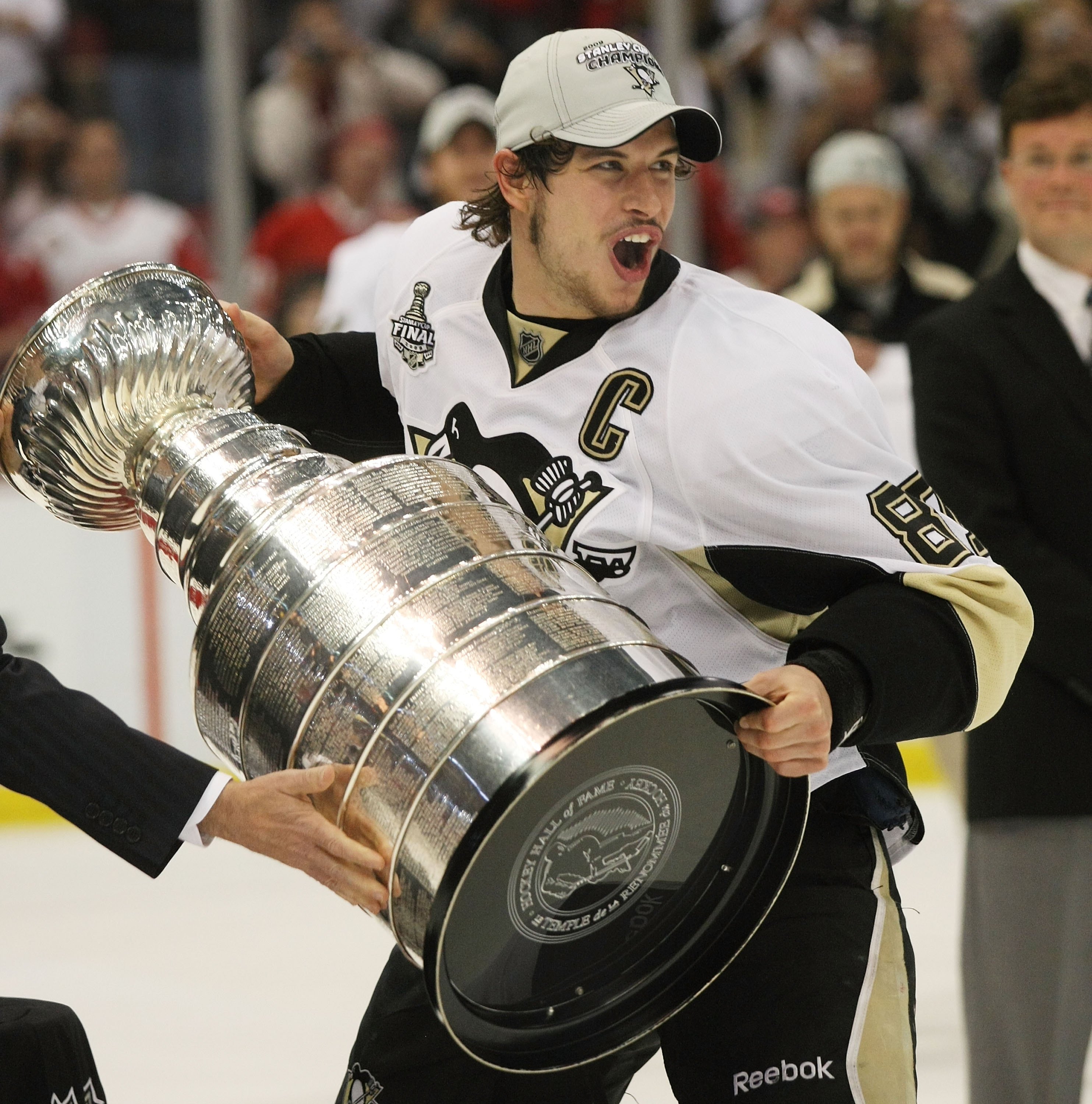 Albums 91+ Pictures sidney crosby stanley cup pictures Completed