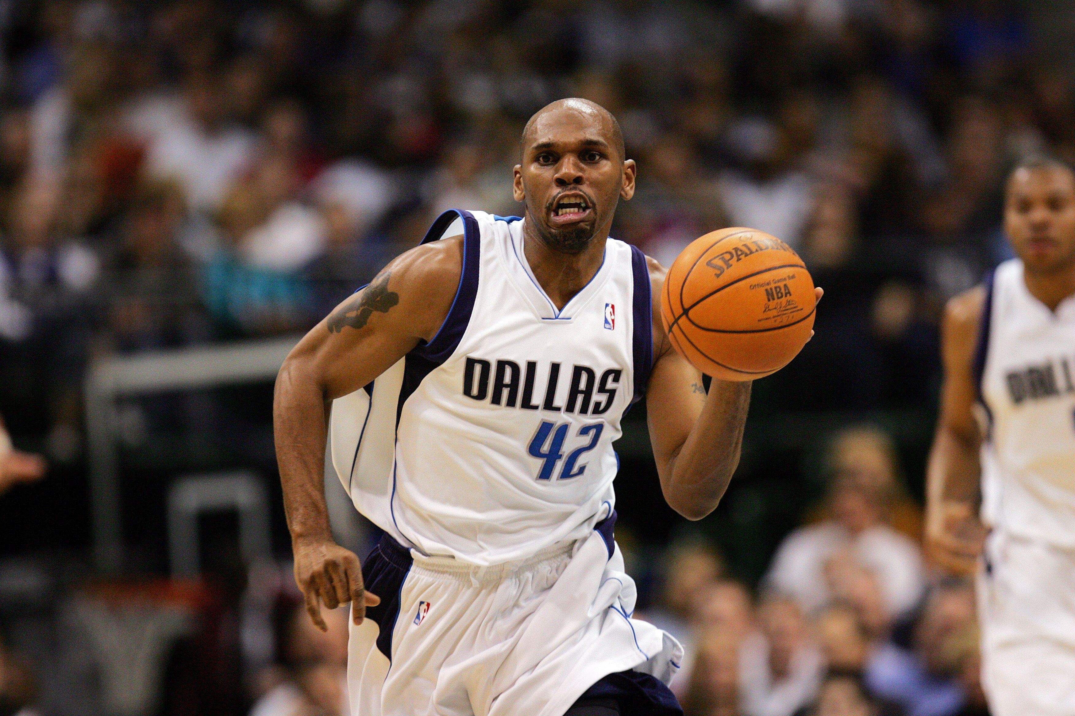 DALLAS - FEBRUARY 7:  Jerry Stackhouse #42 of the Dallas Mavericks dribbles against the Memphis Grizzlies on February 7, 2007 at American Airlines Center in Dallas, Texas. The Mavs won 113-97.  NOTE TO USER: User expressly acknowledges and agrees that, by
