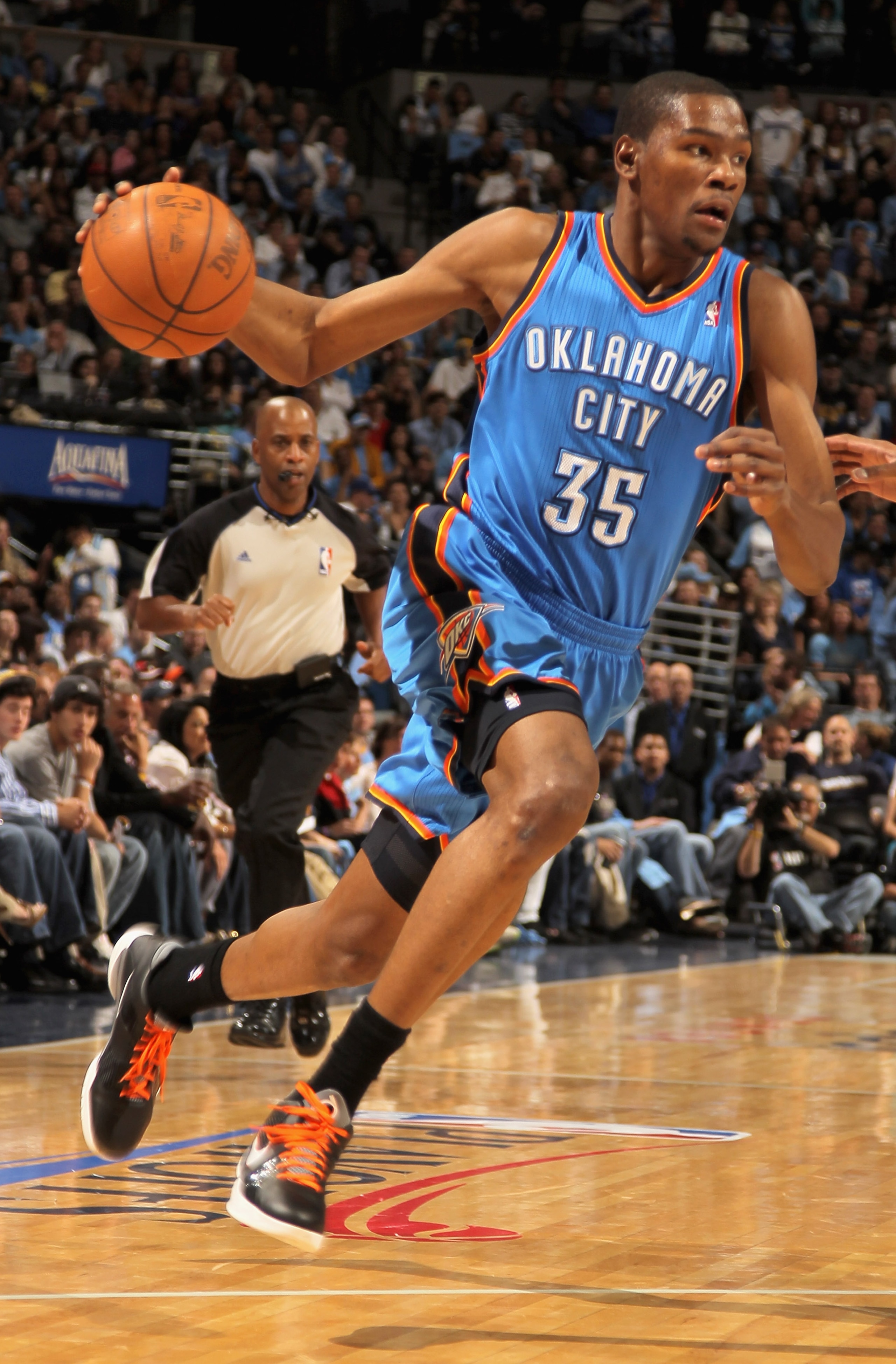 DENVER, CO - APRIL 23:  Kevin Durant #35 of the Oklahoma City Thunder drives to the basket against the Denver Nuggets in Game Three of the Western Conference Quarterfinals in the 2011 NBA Playoffs on April 23, 2011 at the Pepsi Center in Denver, Colorado.
