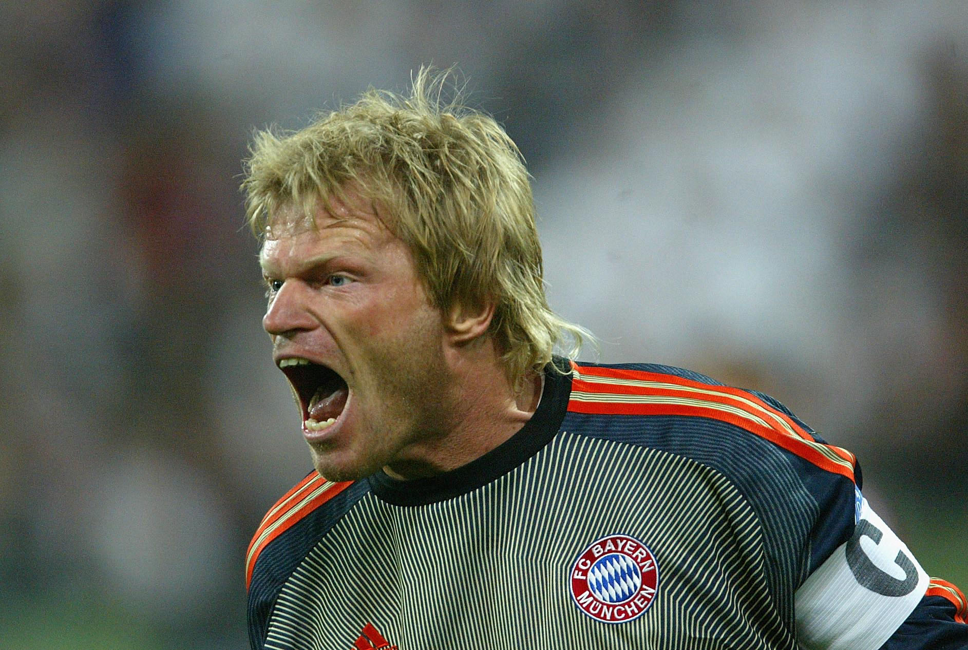 Oliver Kahn rips into his teammates