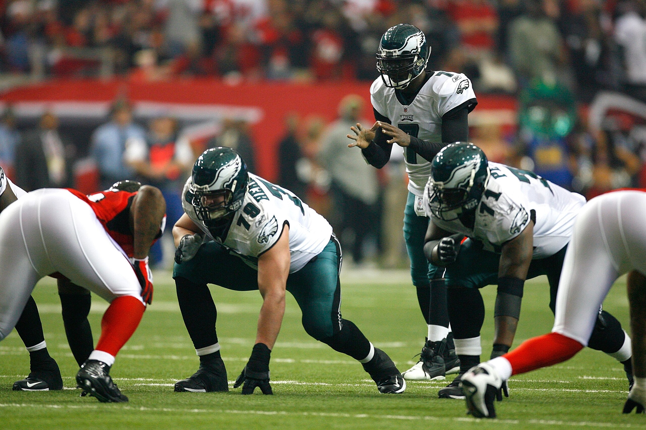 ATLANTA - DECEMBER 06:  Michael Vick #7 of the Philadelphia Eagles against the Atlanta Falcons at Georgia Dome on December 6, 2009 in Atlanta, Georgia.  (Photo by Kevin C. Cox/Getty Images)