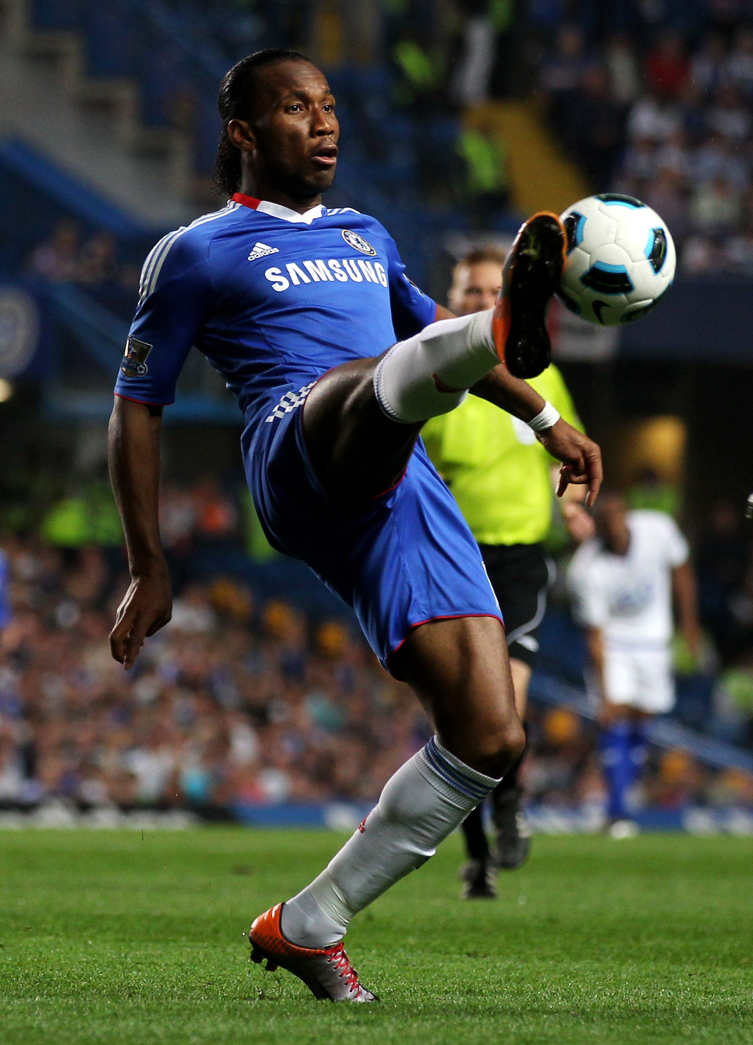 LONDON, ENGLAND - APRIL 20:  Didier Drogba of Chelsea controls the ball during the Barclays Premier League match between Chelsea and Birmingham City at Stamford Bridge on April 20, 2011 in London, England.  (Photo by Clive Rose/Getty Images)