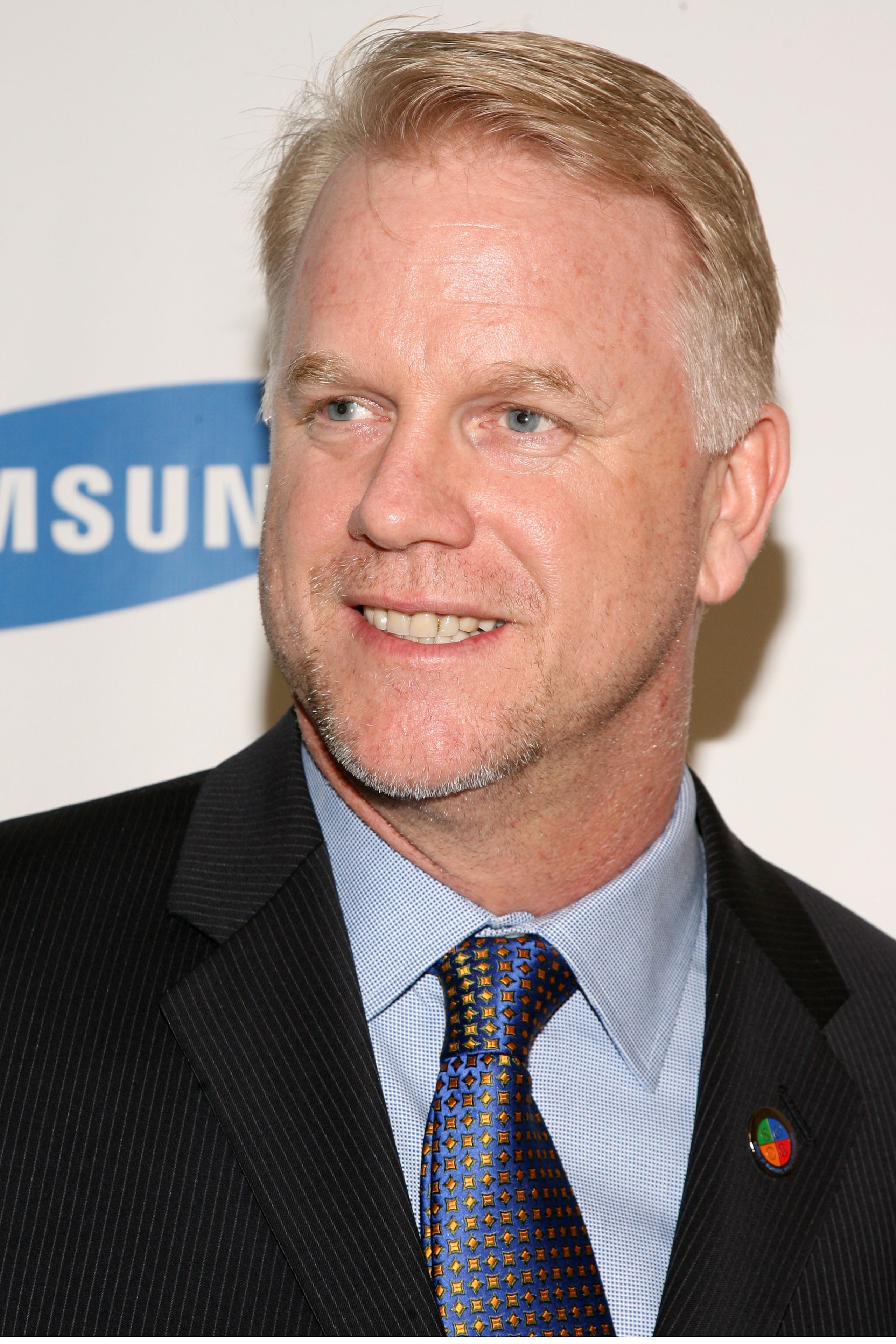NEW YORK - JUNE 16:  NFL Hall of Famer Boomer Esiason attends the 7th annual Samsung Four Seasons of Hope gala on June 16, 2008 at Cipriani, Wall Street in New York City.  (Photo by Bryan Bedder/Getty Images)