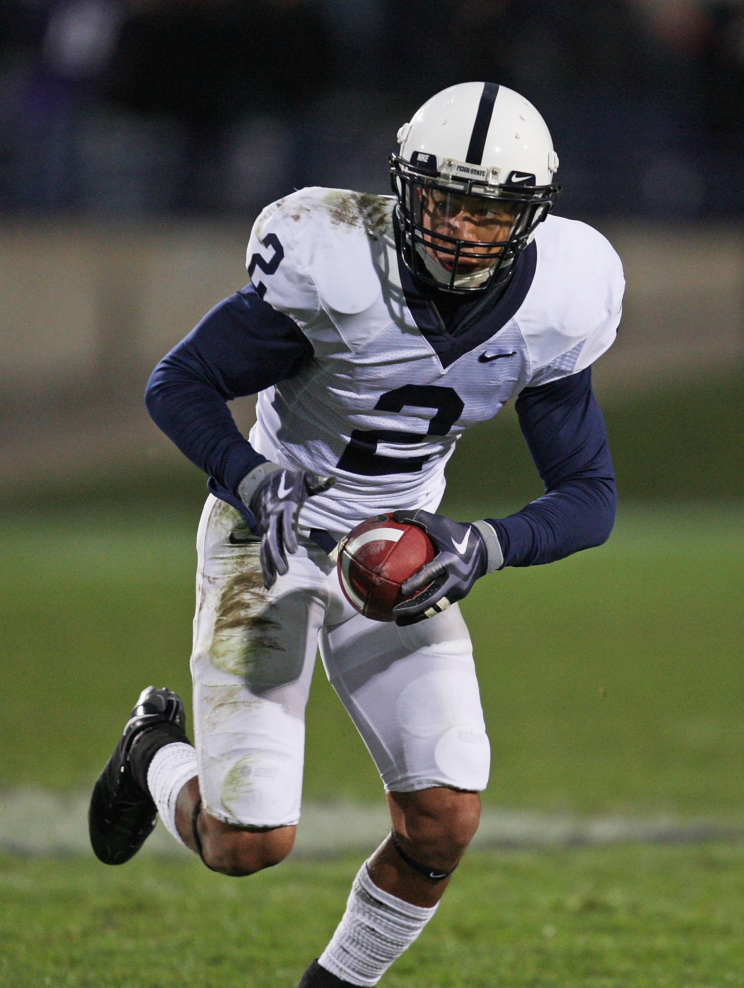 EVANSTON, IL - OCTOBER 31: Chaz Powell #2 of the Penn State Nittany Lions runs after a catch against the Northwestern Wildcats at Ryan Field on October 31, 2009 in Evanston, Illinois. Penn State defeated Northwestern 34-13. (Photo by Jonathan Daniel/Getty