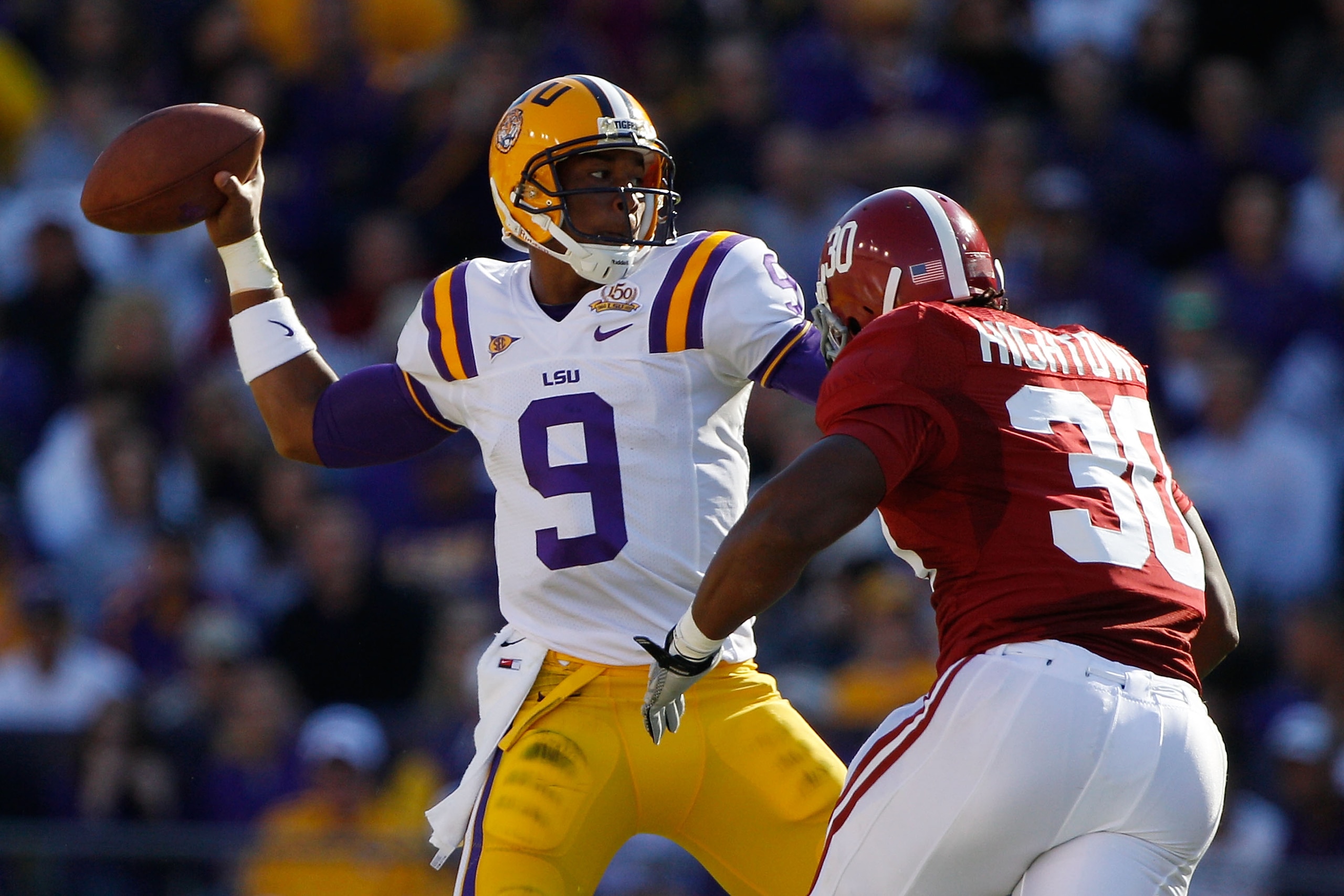 BATON ROUGE, LA - NOVEMBER 06: Jordan Jefferson #9 of the Louisiana State University Tigers throws under pressure from Dont'a Hightower #30 of the Alabama Crimson Tide at Tiger Stadium on November 6, 2010 in Baton Rouge, Louisiana. (Photo by Chris Gray BATON ROUGE, LA - NOVEMBER 06: Jordan Jefferson #9 of the Louisiana State University Tigers throws under pressure from Dont'a Hightower #30 of the Alabama Crimson Tide at Tiger Stadium on November 6, 2010 in Baton Rouge, Louisiana. (Photo by Chris Gray