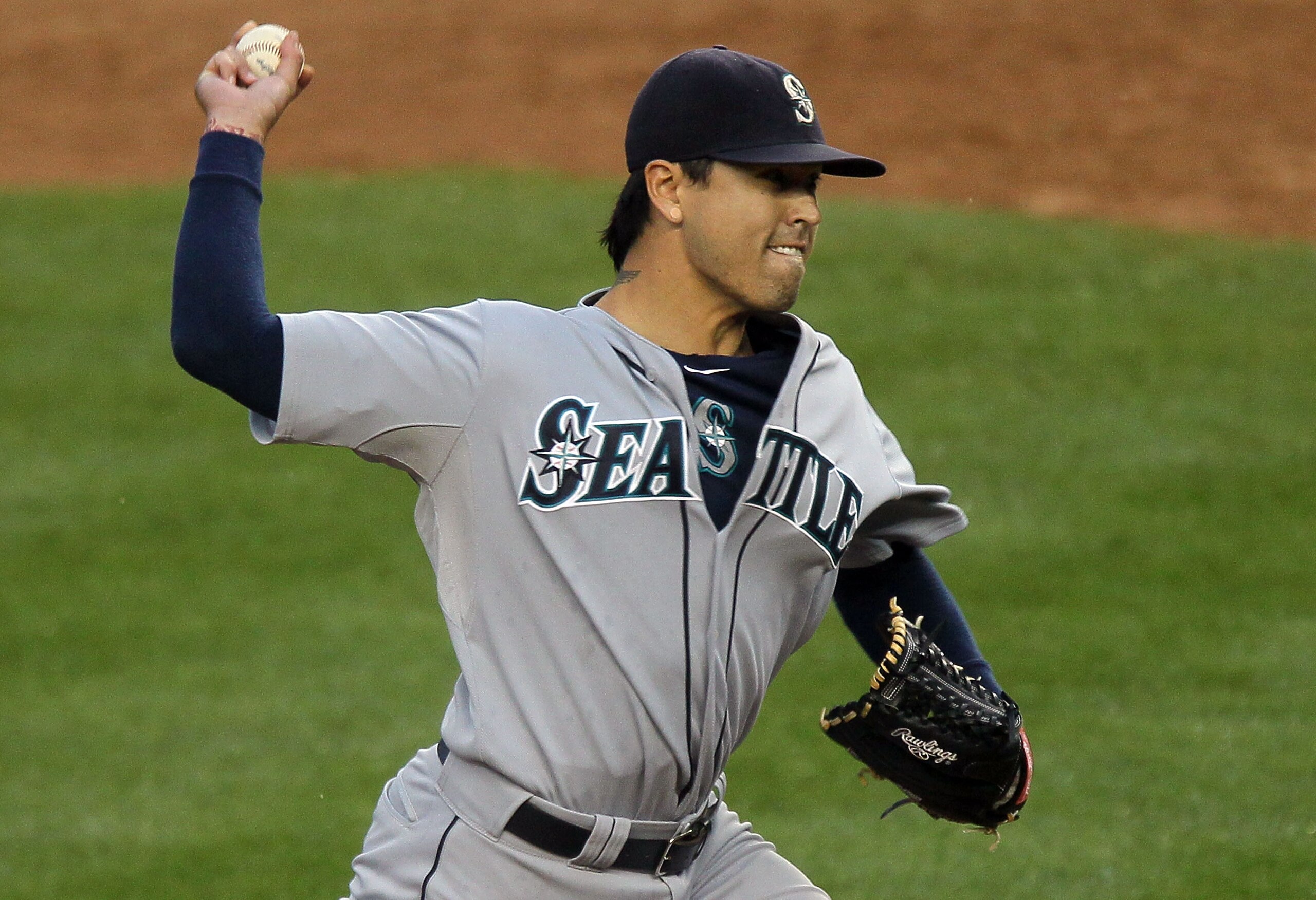 NEW YORK - AUGUST 22:  Brandon League #43 of the Seattle Mariners delivers a pitch against the New York Yankees on August 22, 2010 at Yankee Stadium in the Bronx borough of New York City.  (Photo by Jim McIsaac/Getty Images)