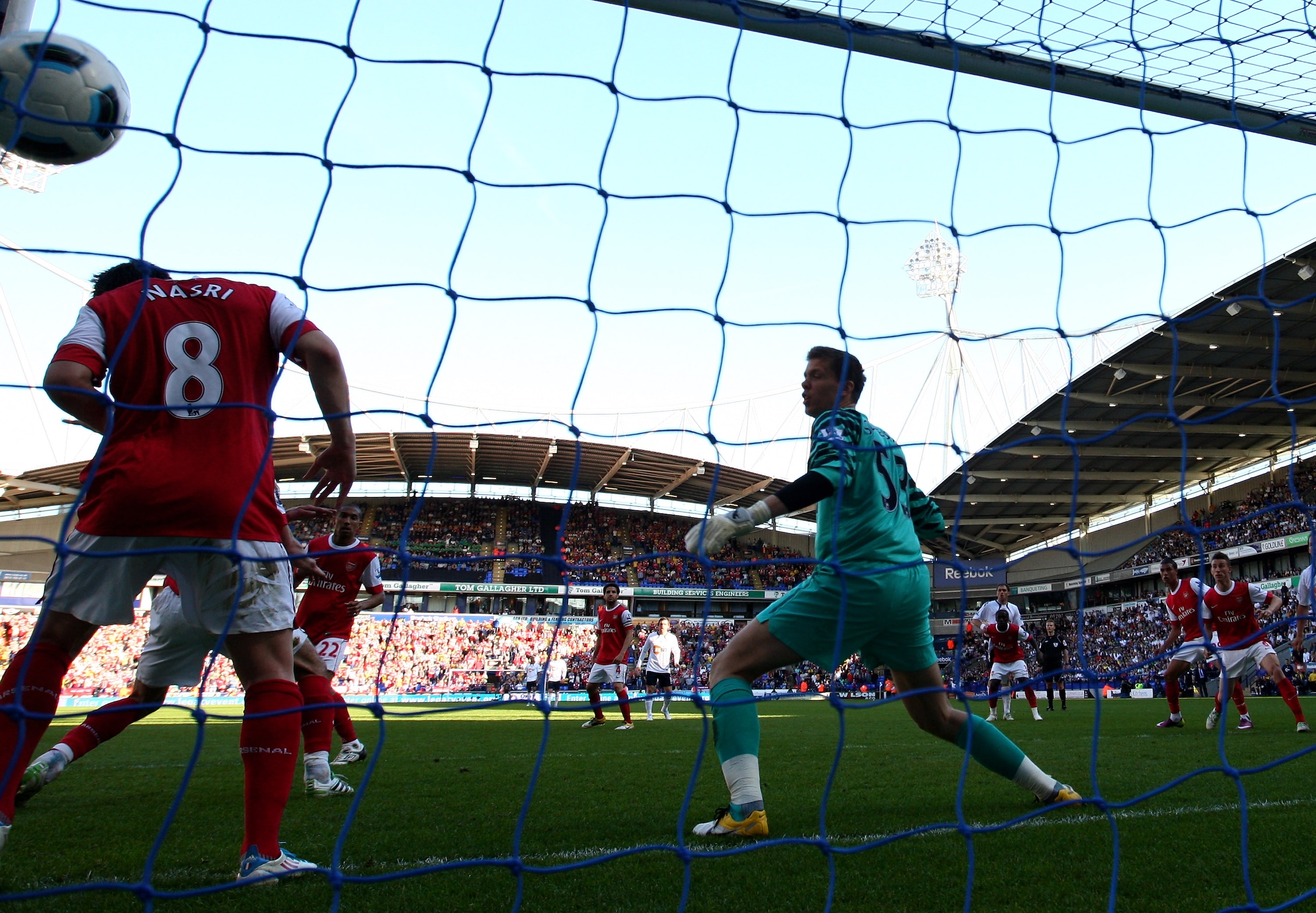 BOLTON, ENGLAND - APRIL 24:  Tamir Cohen of Bolton Wanderers (not pictured) scores the winning goal past Wojciech Szczesny of Arsenal during the Barclays Premier League match between Bolton Wanderers and Arsenal at the Reebok Stadium on April 24, 2011 in