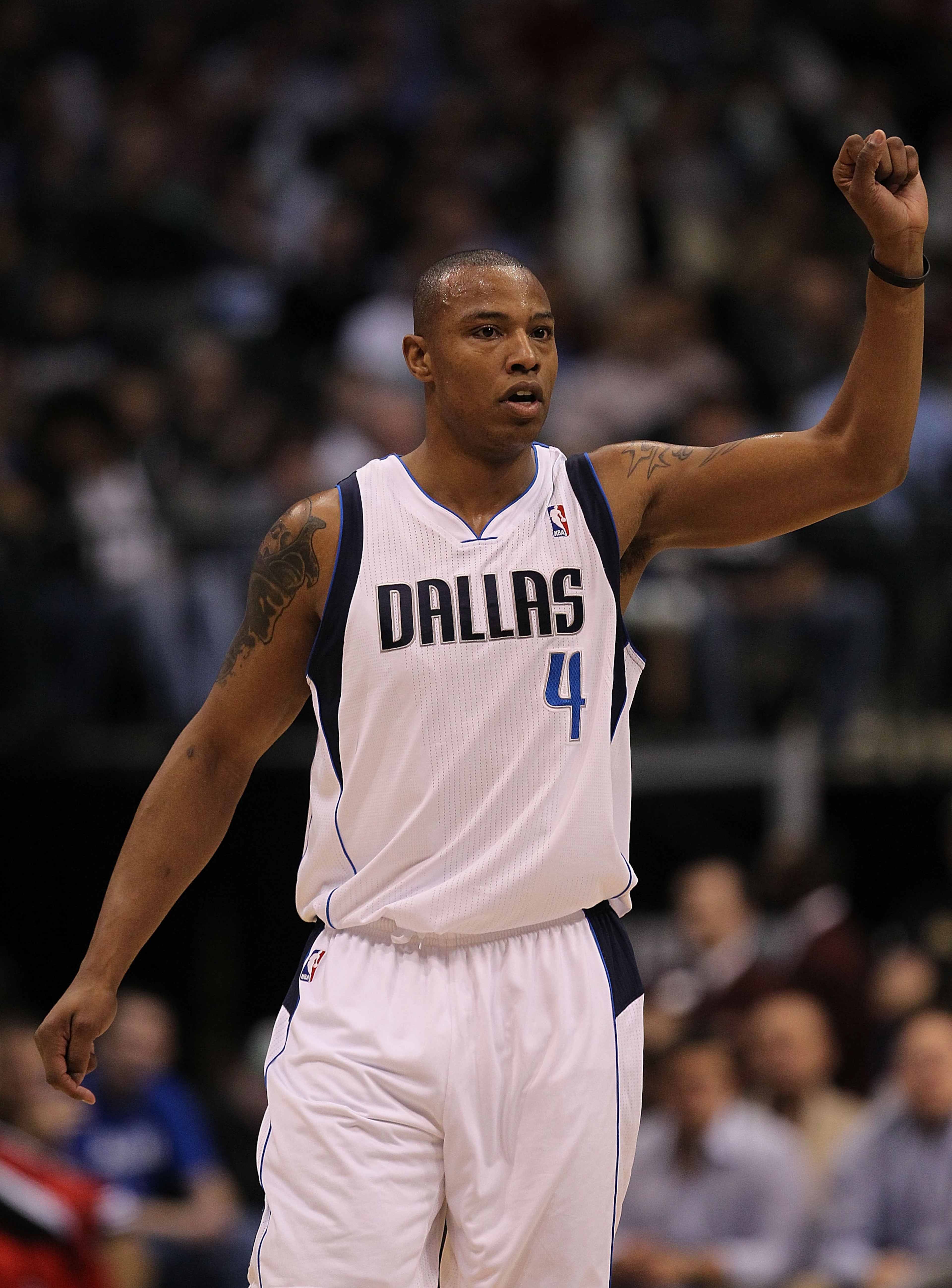 DALLAS, TX - DECEMBER 15: Forward Caron Butler #4 of the Dallas Mavericks at American Airlines Center on December 15, 2010 in Dallas, Texas. NOTE TO USER: User expressly acknowledges and agrees that, by downloading and or using this photograph, User is c DALLAS, TX - DECEMBER 15: Forward Caron Butler #4 of the Dallas Mavericks at American Airlines Center on December 15, 2010 in Dallas, Texas. NOTE TO USER: User expressly acknowledges and agrees that, by downloading and or using this photograph, User is c