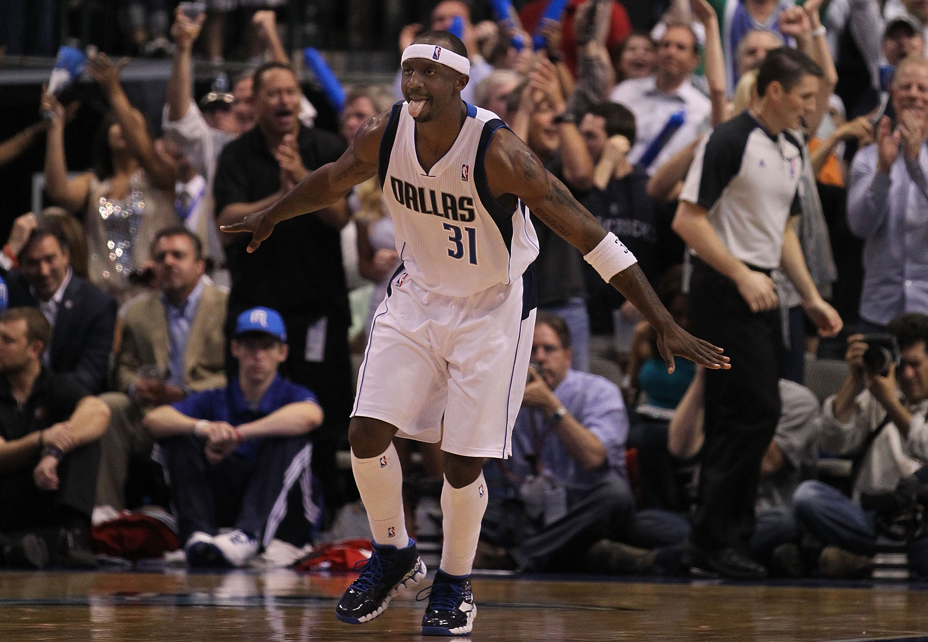 Dallas Mavericks Turn Fortune Around, Win Game 5 By Double Digits ...