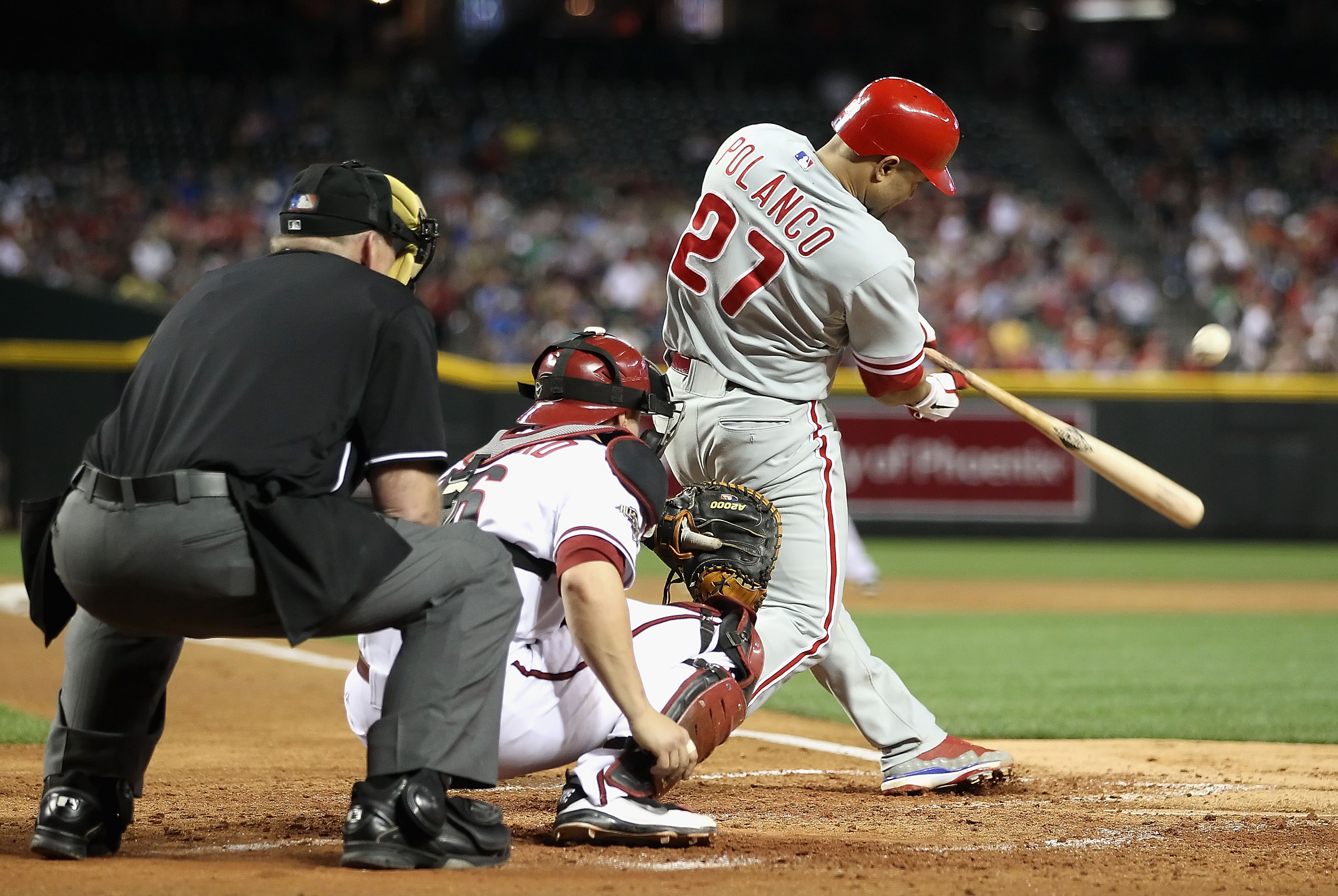 Phillies catcher Carlos Ruiz (51) hussles down the line as the