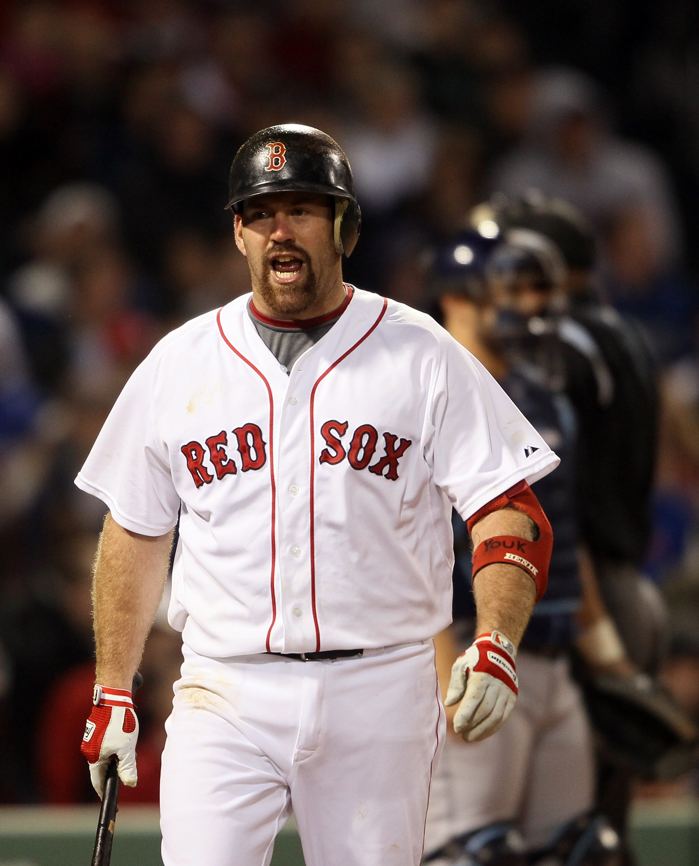 Johnny Damon and the 10 Craziest Players in Boston Red Sox History