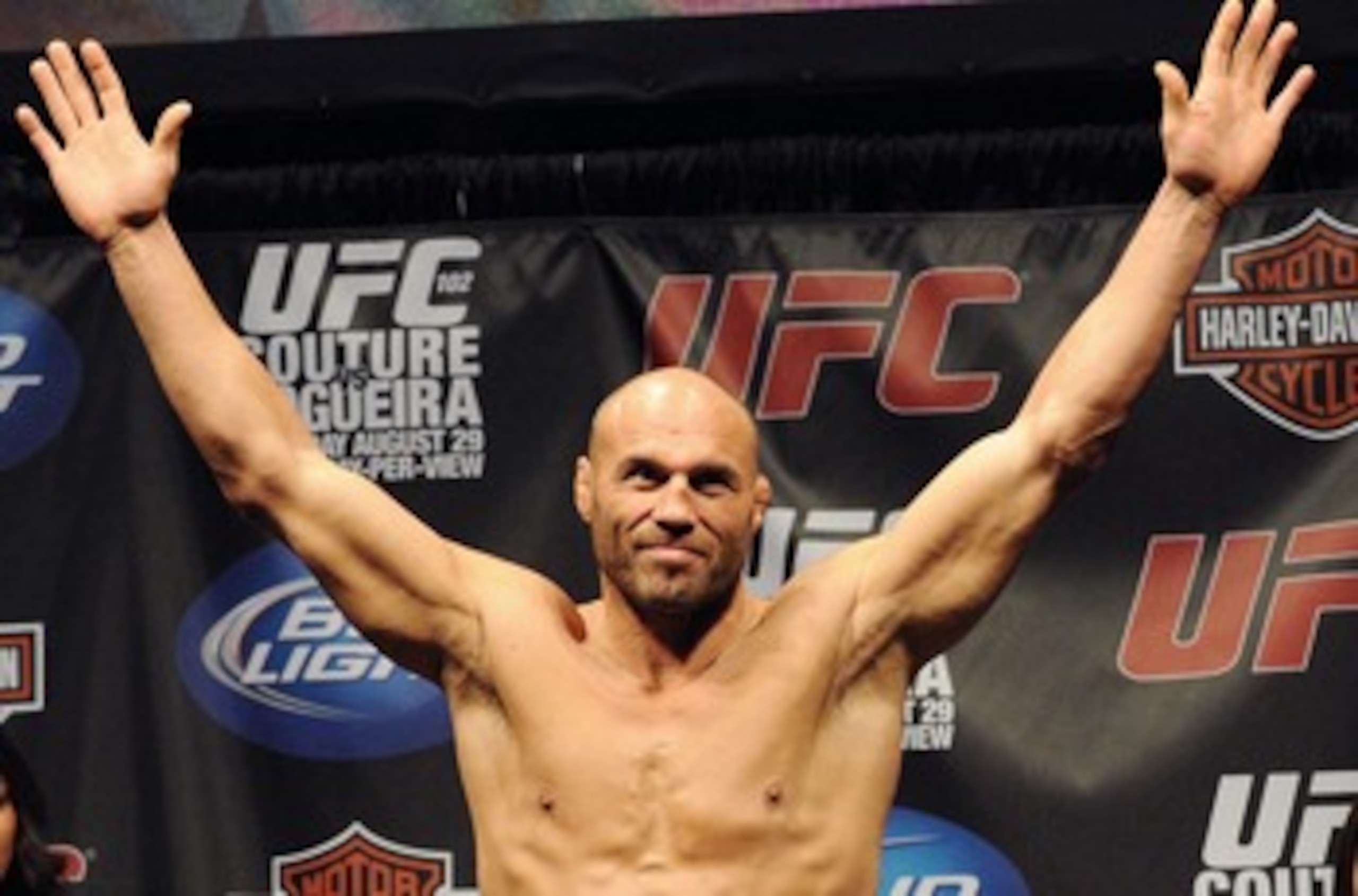 PORTLAND, OR - AUGUST 28: UFC heavyweight fighter Randy Couture weighs in at the UFC 102: Couture vs. Nogueira Weigh-In at the Rose Garden Arena on August 28, 2009 in Portland, Oregon. (Photo by Jon Kopaloff/Getty Images)