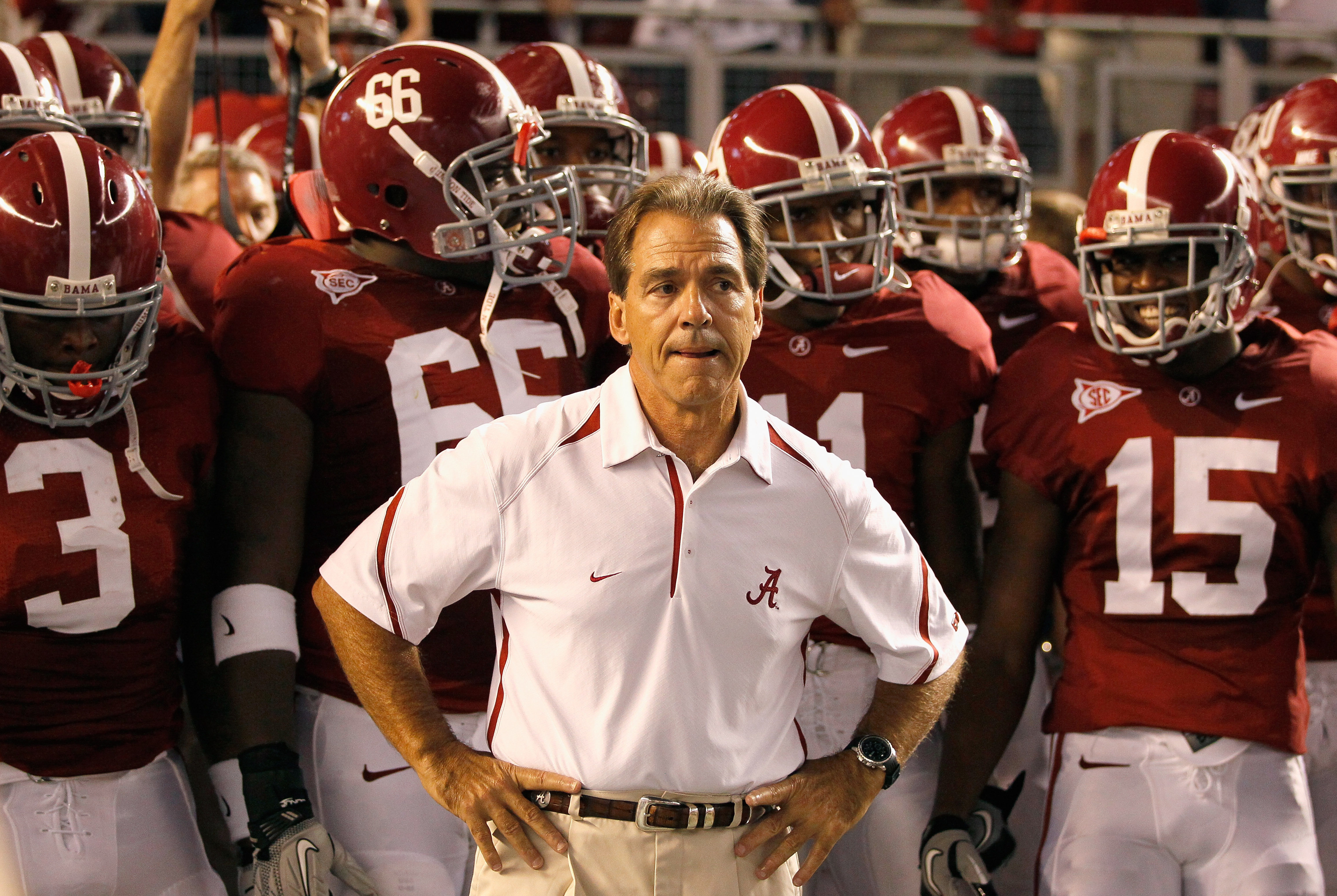 TUSCALOOSA, AL - OCTOBER 02:  Head coach Nick Saban of the Alabama Crimson Tide leads his team onto the field to face the Florida Gators at Bryant-Denny Stadium on October 2, 2010 in Tuscaloosa, Alabama.  (Photo by Kevin C. Cox/Getty Images)