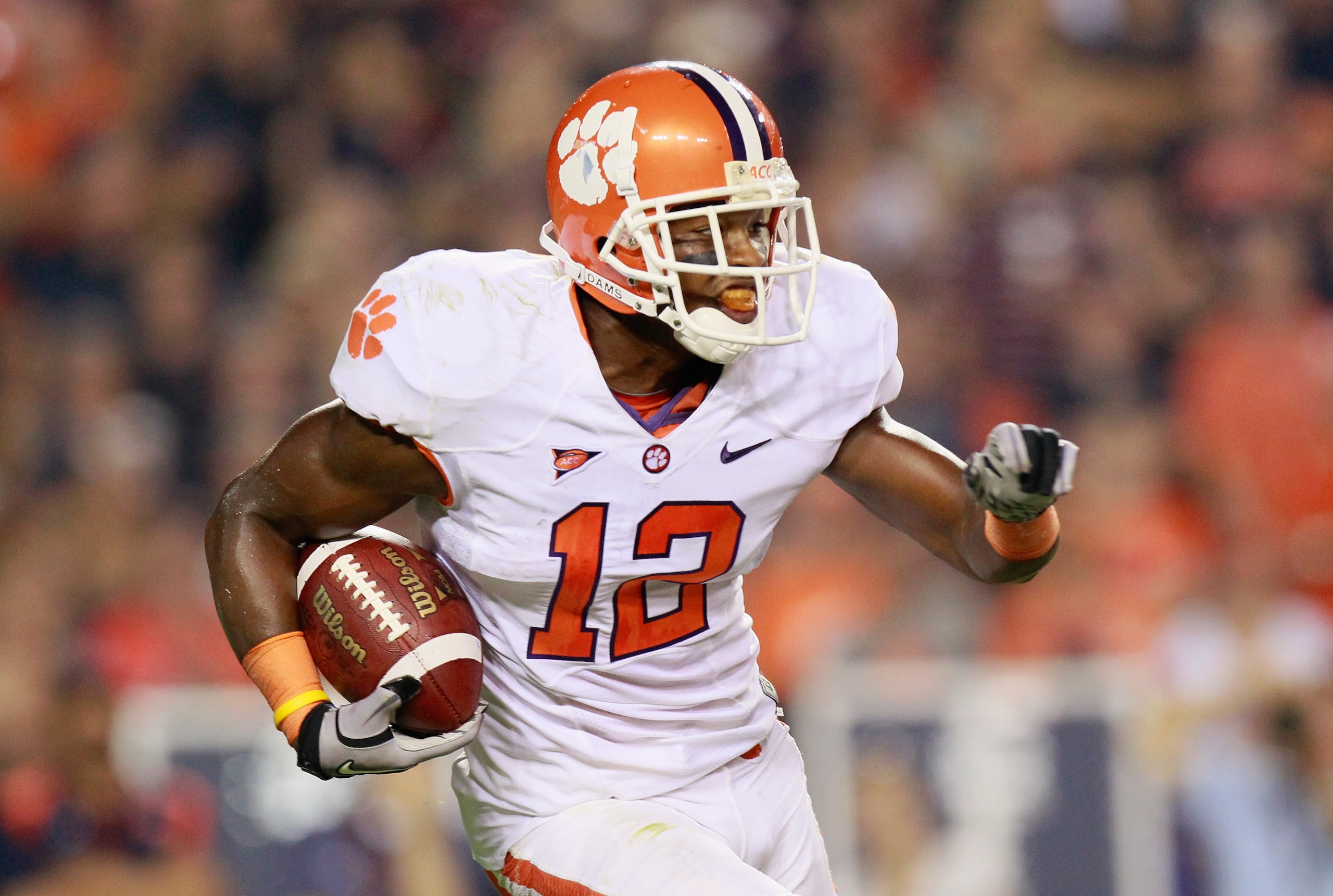 AUBURN, AL - SEPTEMBER 18:  Marcus Gilchrist #12 of the Clemson Tigers against the Auburn Tigers at Jordan-Hare Stadium on September 18, 2010 in Auburn, Alabama.  (Photo by Kevin C. Cox/Getty Images)