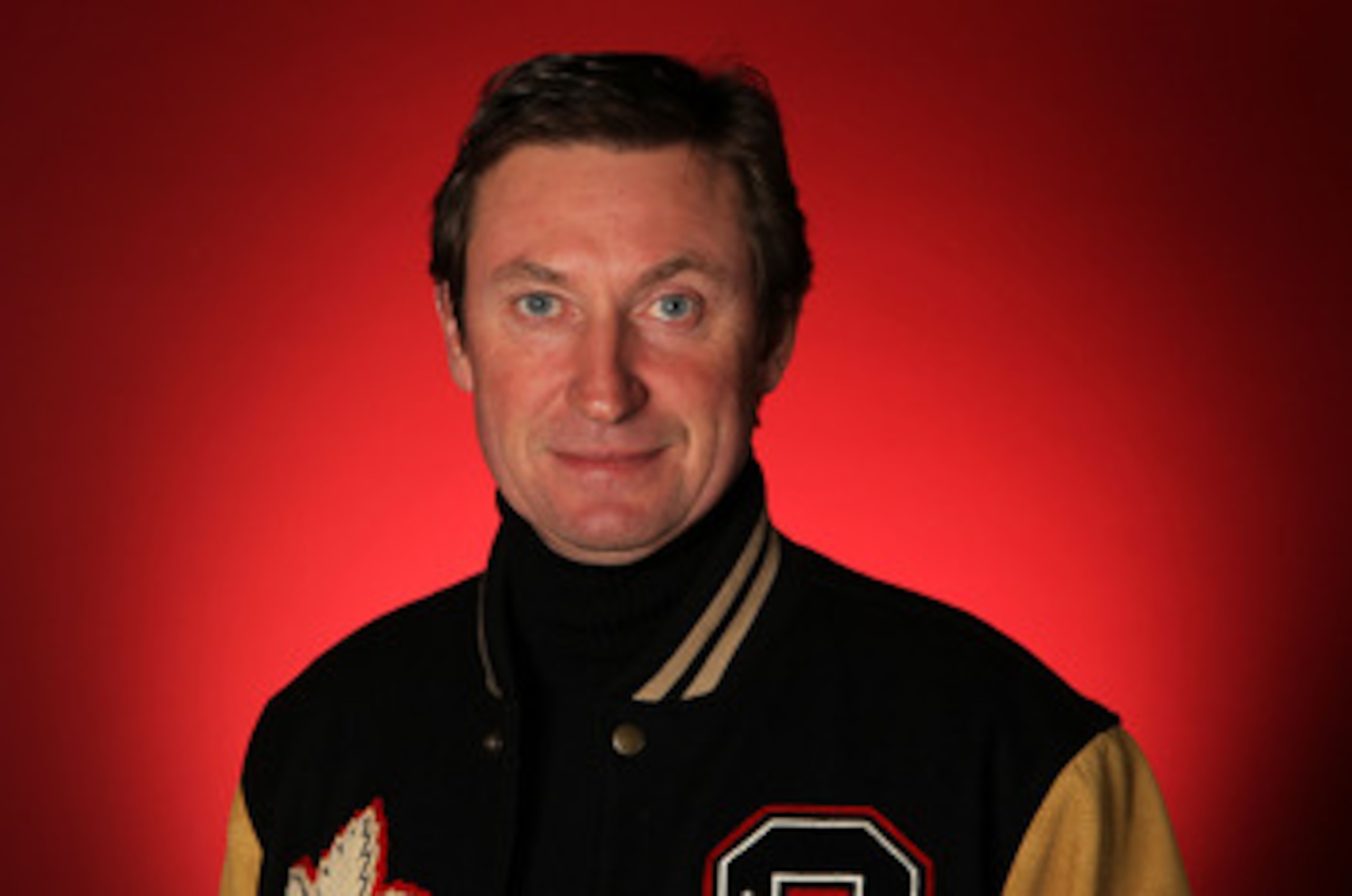 NORTH VANCOUVER, BC - FEBRUARY 15:  (BROADCAST OUT) Canadian hockey legend Wayne Gretzky poses in the NBC Today Show Studio at Grouse Mountain on February 15, 2010 in North Vancouver, Canada.  (Photo by Scott Halleran/Getty Images)