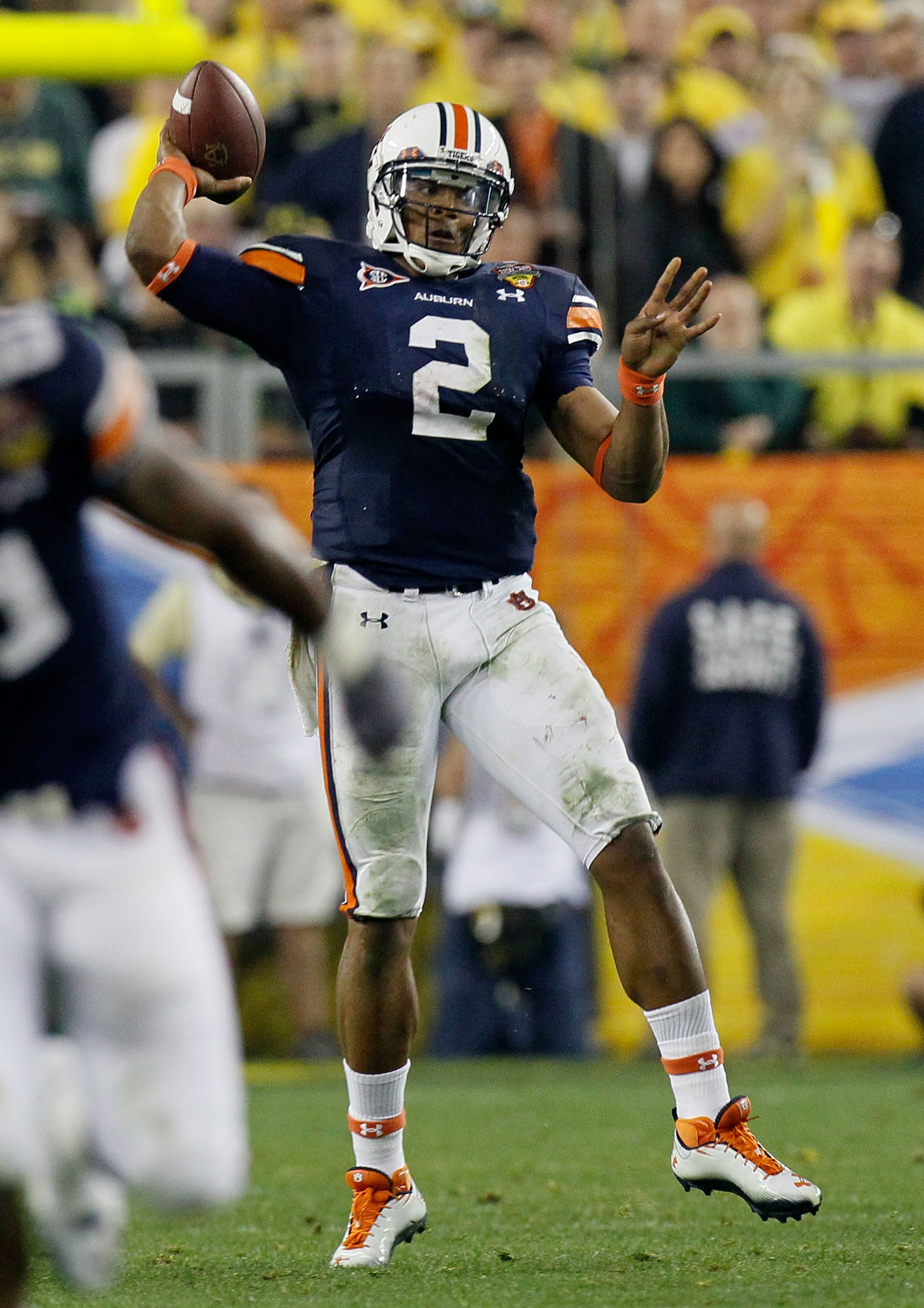 GLENDALE, AZ - JANUARY 10: Cameron Newton #2 of the Auburn Tigers scrambles against the Oregon Ducks during the Tostitos BCS National Championship Game at University of Phoenix Stadium on January 10, 2011 in Glendale, Arizona. (Photo by Kevin C. Cox/Get GLENDALE, AZ - JANUARY 10: Cameron Newton #2 of the Auburn Tigers scrambles against the Oregon Ducks during the Tostitos BCS National Championship Game at University of Phoenix Stadium on January 10, 2011 in Glendale, Arizona. (Photo by Kevin C. Cox/Get