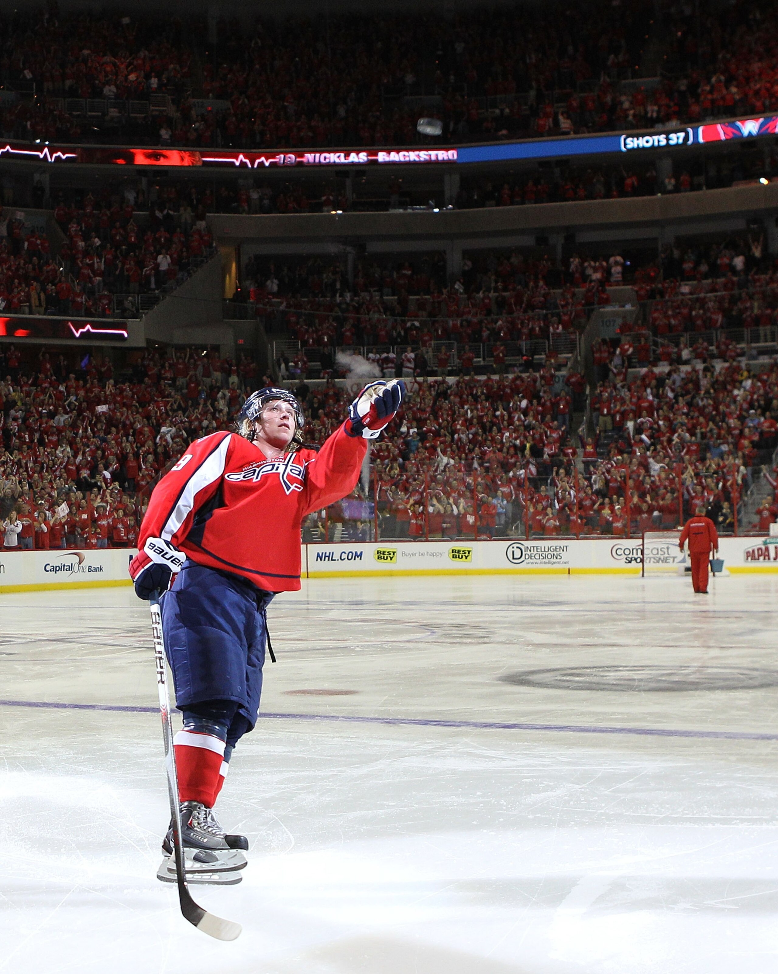 WASHINGTON - APRIL 17:  Nicklas Backstrom #19 of the Washington Capitals is saluted by the fans following his hattrick against the Montreal Canadiens in Game Two of the Eastern Conference Quarterfinals during the 2010 NHL Stanley Cup Playoffs at the Veriz