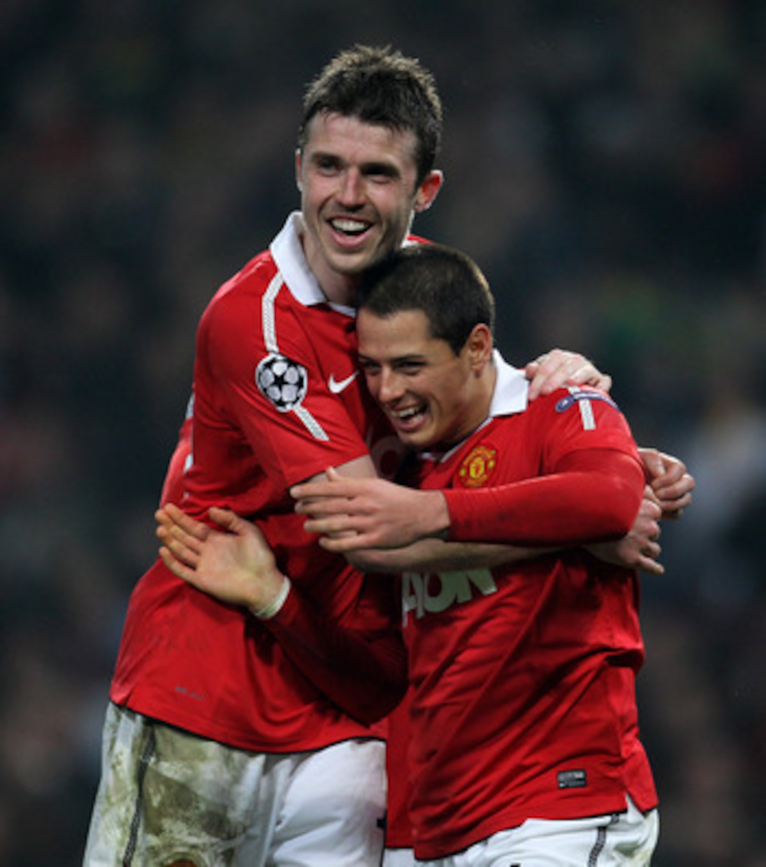 MANCHESTER, ENGLAND - MARCH 15: Javier Hernandez (R) of Manchester United celebrates with teammate Michael Carrick as he scores the second goal during the UEFA Champions League round of 16 second leg match between Manchester United and Marseille at Old T MANCHESTER, ENGLAND - MARCH 15: Javier Hernandez (R) of Manchester United celebrates with teammate Michael Carrick as he scores the second goal during the UEFA Champions League round of 16 second leg match between Manchester United and Marseille at Old T