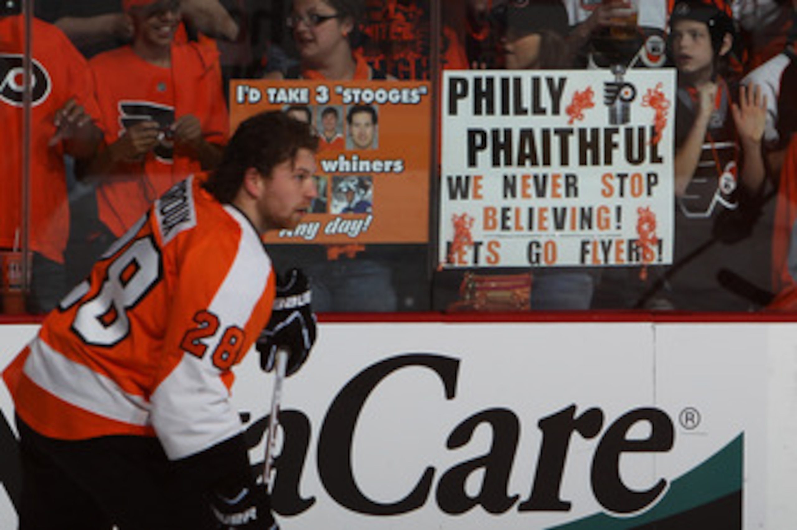 PHILADELPHIA, PA - APRIL 26:  Claude Giroux #28 of the Philadelphia Flyers skates during warmups prior to their game against the Buffalo Sabres in Game Seven of the Eastern Conference Quarterfinals during the 2011 NHL Stanley Cup Playoffs at Wells Fargo C
