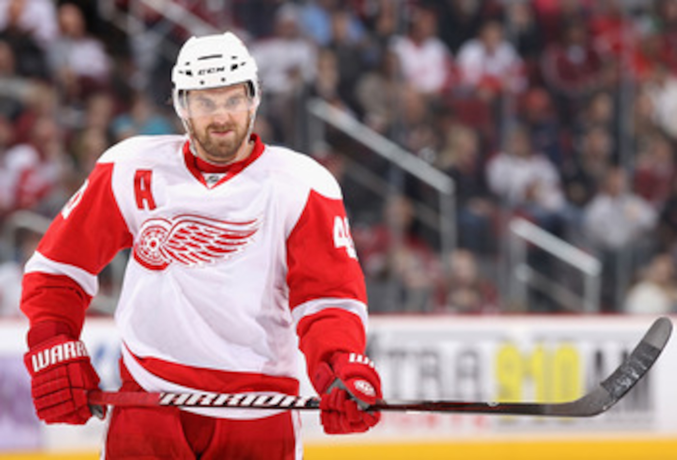 GLENDALE, AZ - MARCH 05:  Henrik Zetterberg #40 of the Detroit Red Wings in action during the NHL game against the Phoenix Coyotes at Jobing.com Arena on March 5, 2011 in Glendale, Arizona. The Coyotes defeated the Red Wings 5-4 in an overtime shoot out.