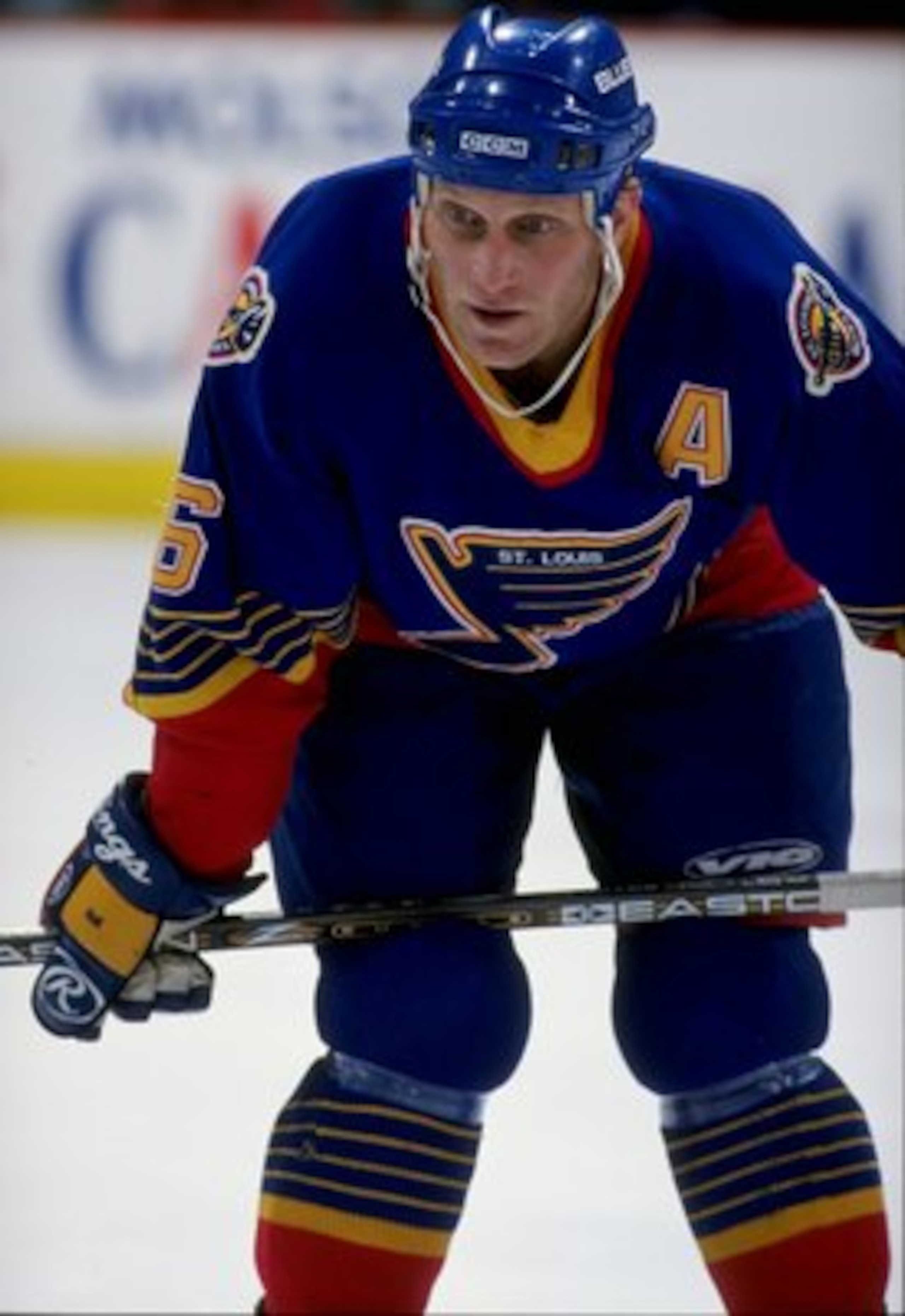 22 Mar 1998:  Rightwinger Brett Hull of the St. Louis Blues in action during a game against the Calgary Flames at the Saddledome in Calgary, Alberta Canada. The Flames defeated the Blues 5-4. Mandatory Credit: Ian Tomlinson  /Allsport