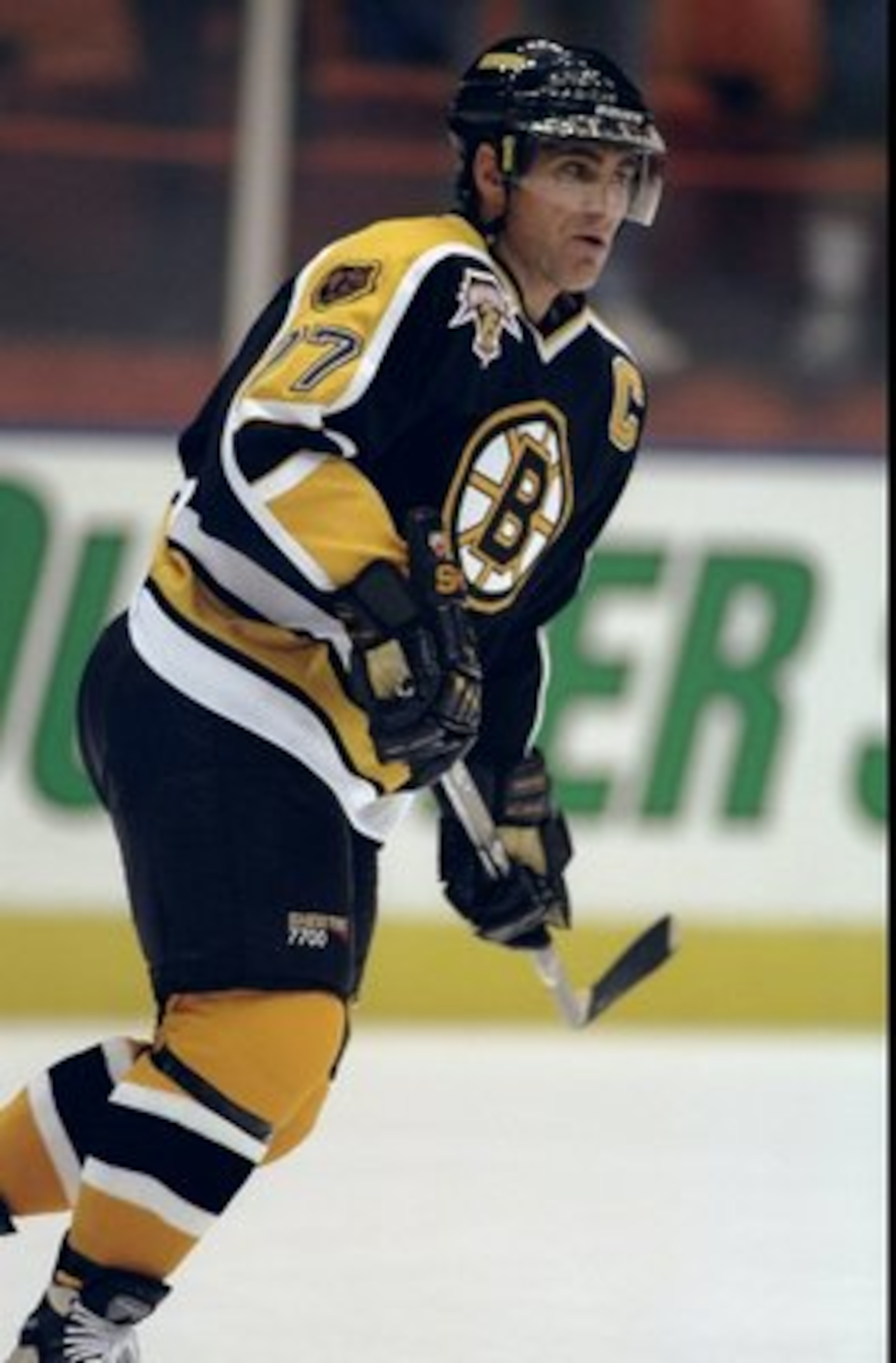 16 Oct 1998:  Defenseman Ray  Bourque #77 of the Boston Bruins in action during a game against the Los Angeles Kings at the Great Western Forum in Inglewood, California. The Kings defeated the Bruins 2-1 in overtime. Mandatory Credit: Elsa Hasch  /Allspor