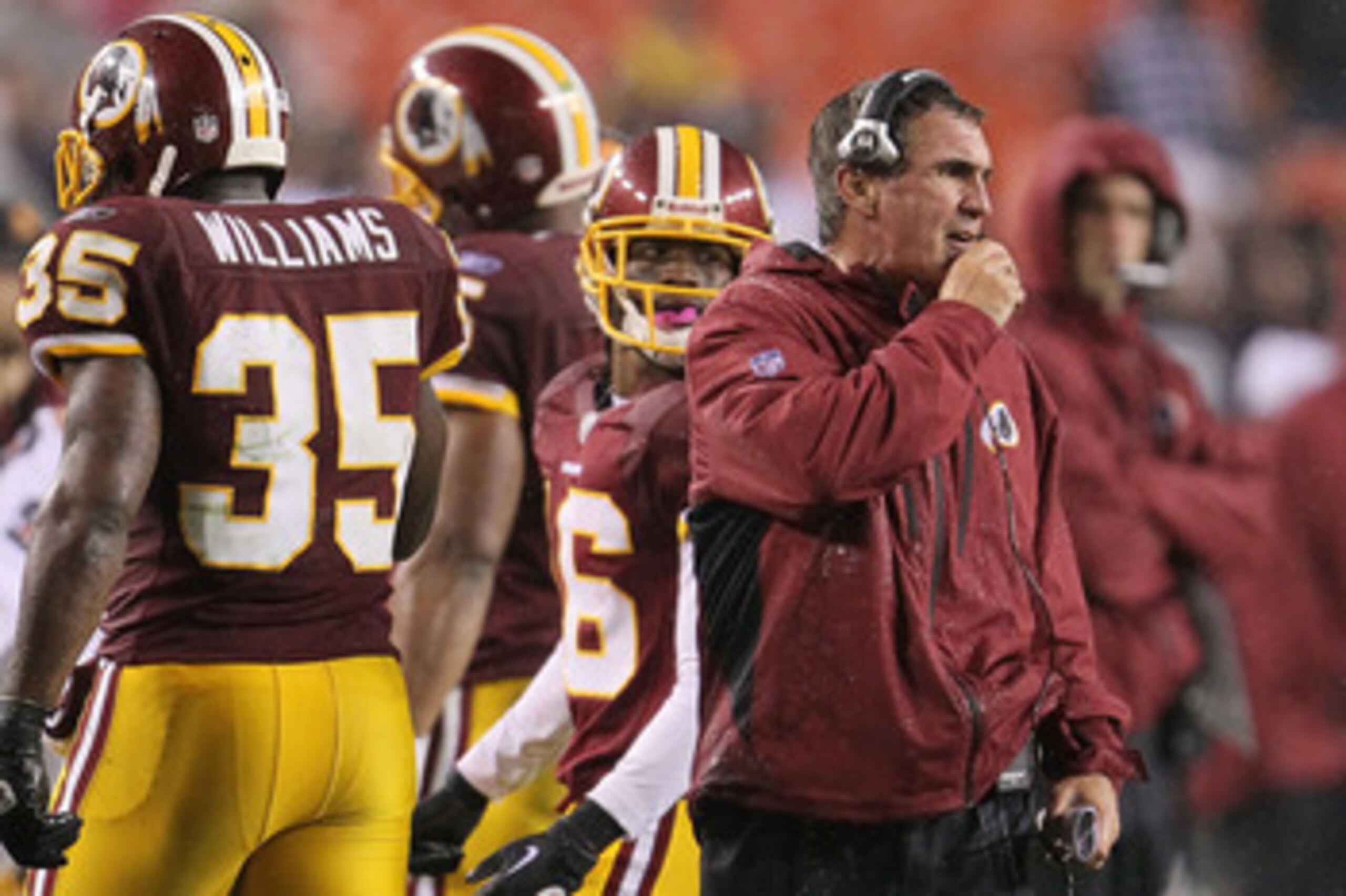 LANDOVER, MD - NOVEMBER 15: Head coach Mike Shanahan of the Washington Redskins gives instructions against the Philadelphia Eagles on November 15, 2010 at FedExField in Landover, Maryland. (Photo by Chris McGrath/Getty Images) LANDOVER, MD - NOVEMBER 15: Head coach Mike Shanahan of the Washington Redskins gives instructions against the Philadelphia Eagles on November 15, 2010 at FedExField in Landover, Maryland. (Photo by Chris McGrath/Getty Images)