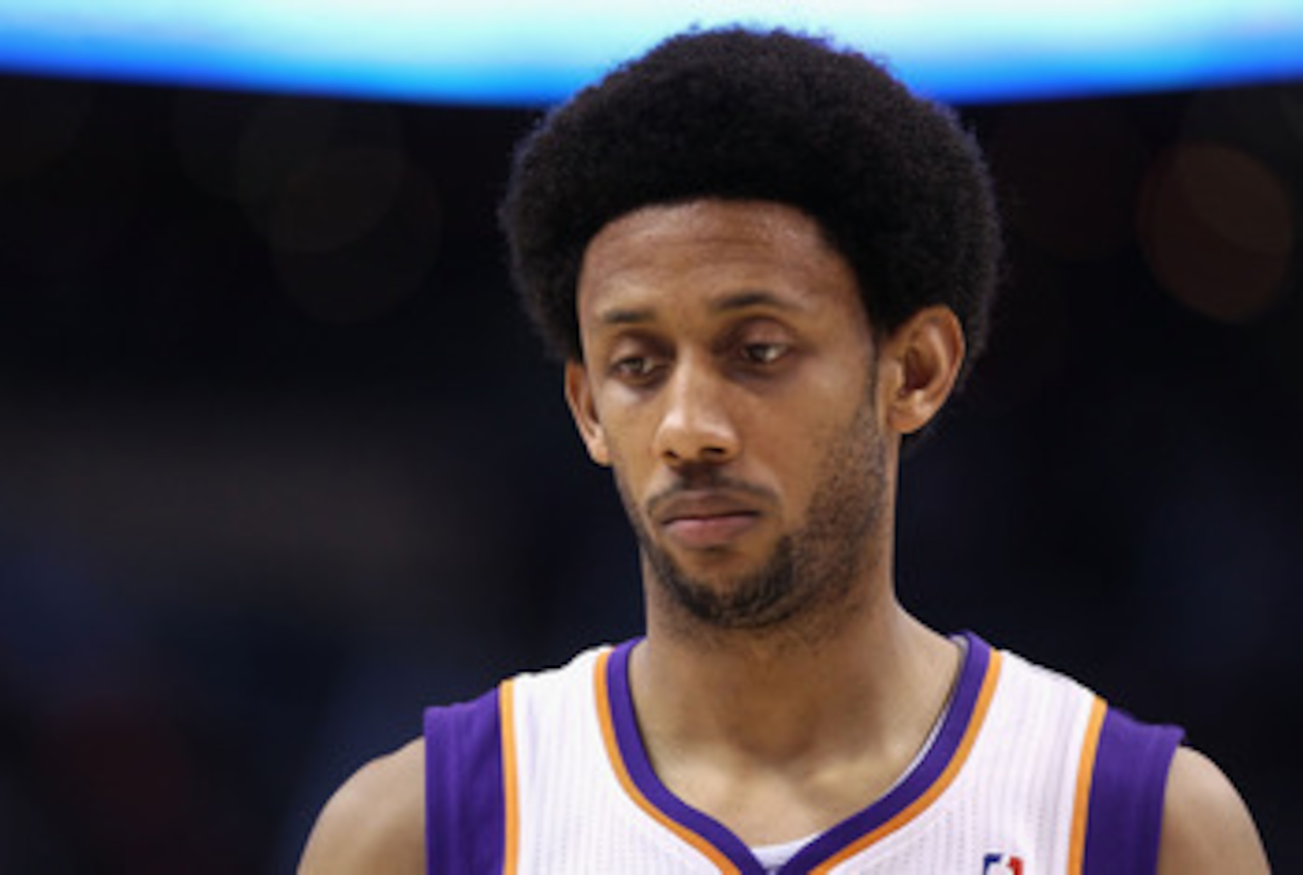 PHOENIX, AZ - MARCH 30: Josh Childress #1 of the Phoenix Suns during the NBA game against the Oklahoma City Thunder at US Airways Center on March 30, 2011 in Phoenix, Arizona. The Thunder defeated the Suns 116-98. NOTE TO USER: User expressly acknowledg PHOENIX, AZ - MARCH 30: Josh Childress #1 of the Phoenix Suns during the NBA game against the Oklahoma City Thunder at US Airways Center on March 30, 2011 in Phoenix, Arizona. The Thunder defeated the Suns 116-98. NOTE TO USER: User expressly acknowledg