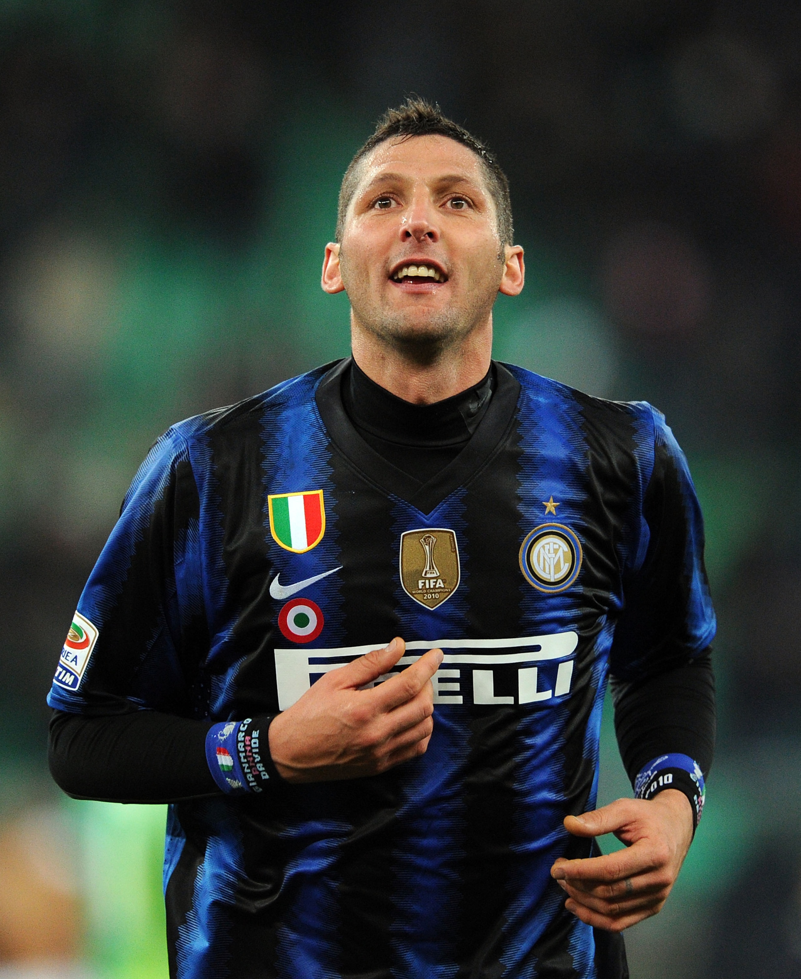 BARI, ITALY - FEBRUARY 03:  Marco Materazzi of Inter celebrates the victory after the Serie A match between AS Bari and FC Intenazionale Milano at Stadio San Nicola on February 3, 2011 in Bari, Italy.  (Photo by Giuseppe Bellini/Getty Images)