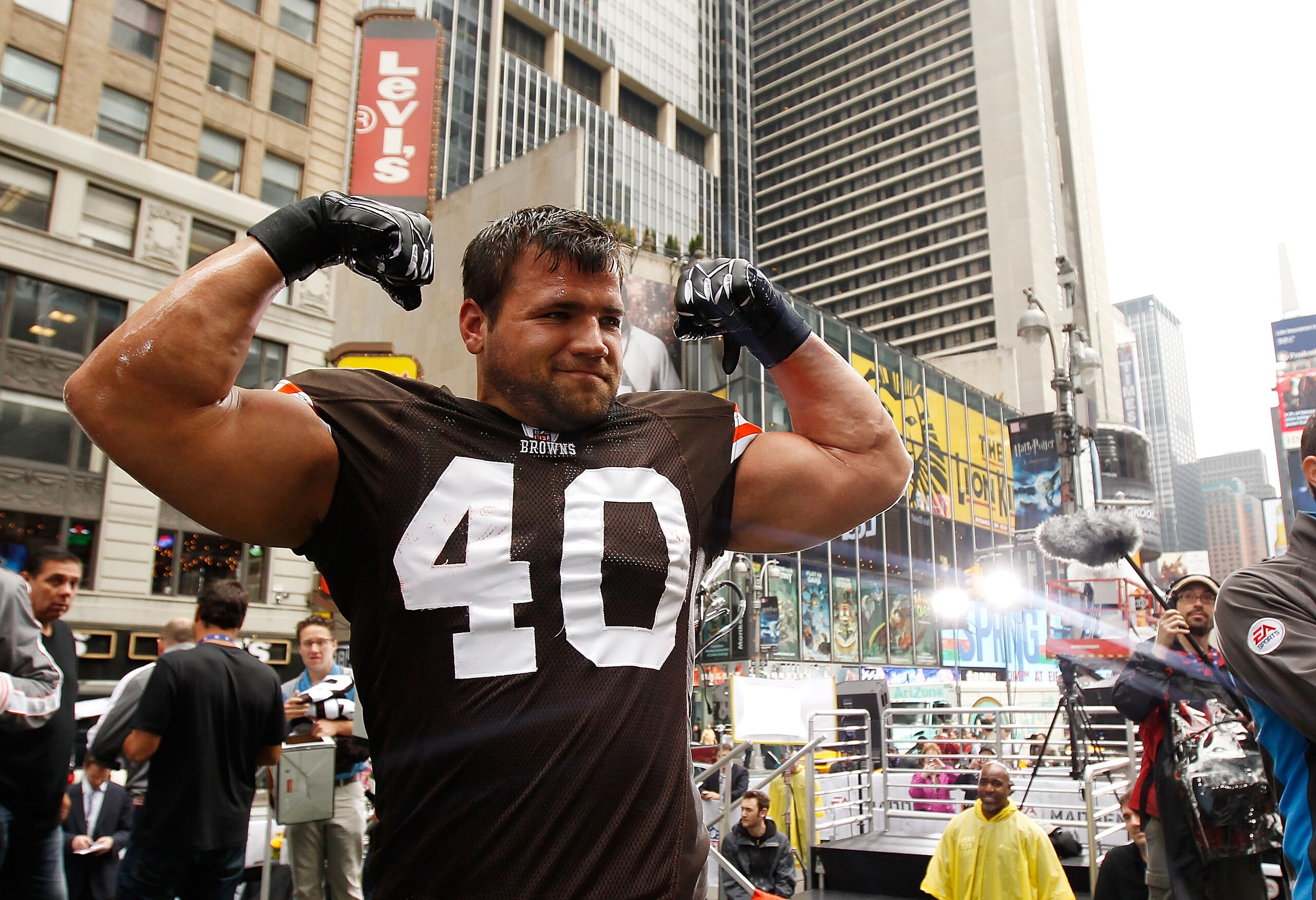 NEW YORK - APRIL 28:  Peyton Hillis #40 of the Cleveland Browns participates in a photo shoot for the cover of EA Sports Madden NFL 12 on April 28, 2011 in Time Square, New York City  (Photo by Mike Stobe/Getty Images for EA)