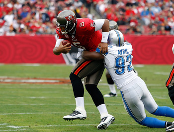 Detroit Lions defensive tackle Nick Fairley (98) on the sideline against  the New York Jets during an NFL football game in Detroit, Friday, Aug. 9,  2013. (AP Photo/Rick Osentoski Stock Photo - Alamy